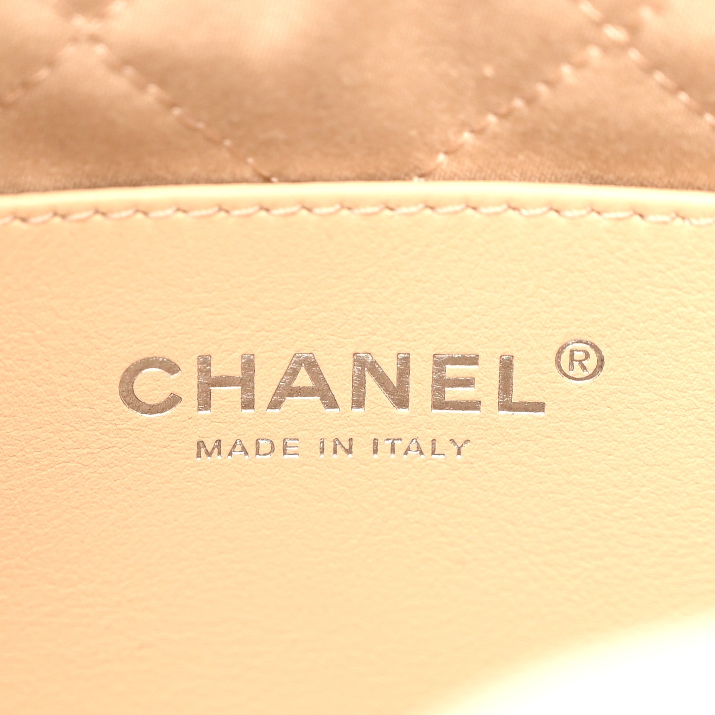Shiny Calfskin Quilted Rainbow Mini Chanel 22 White