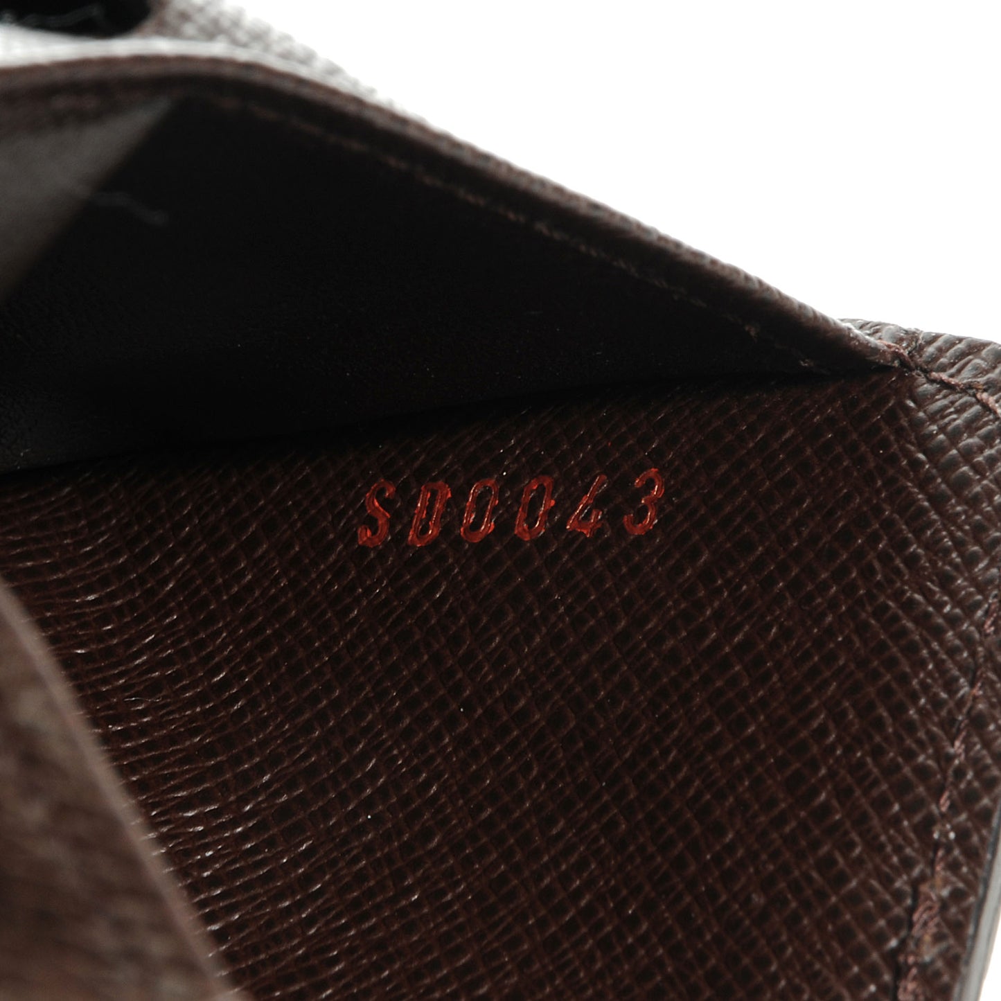 Damier Ebene Zippe Zipped Compact Wallet