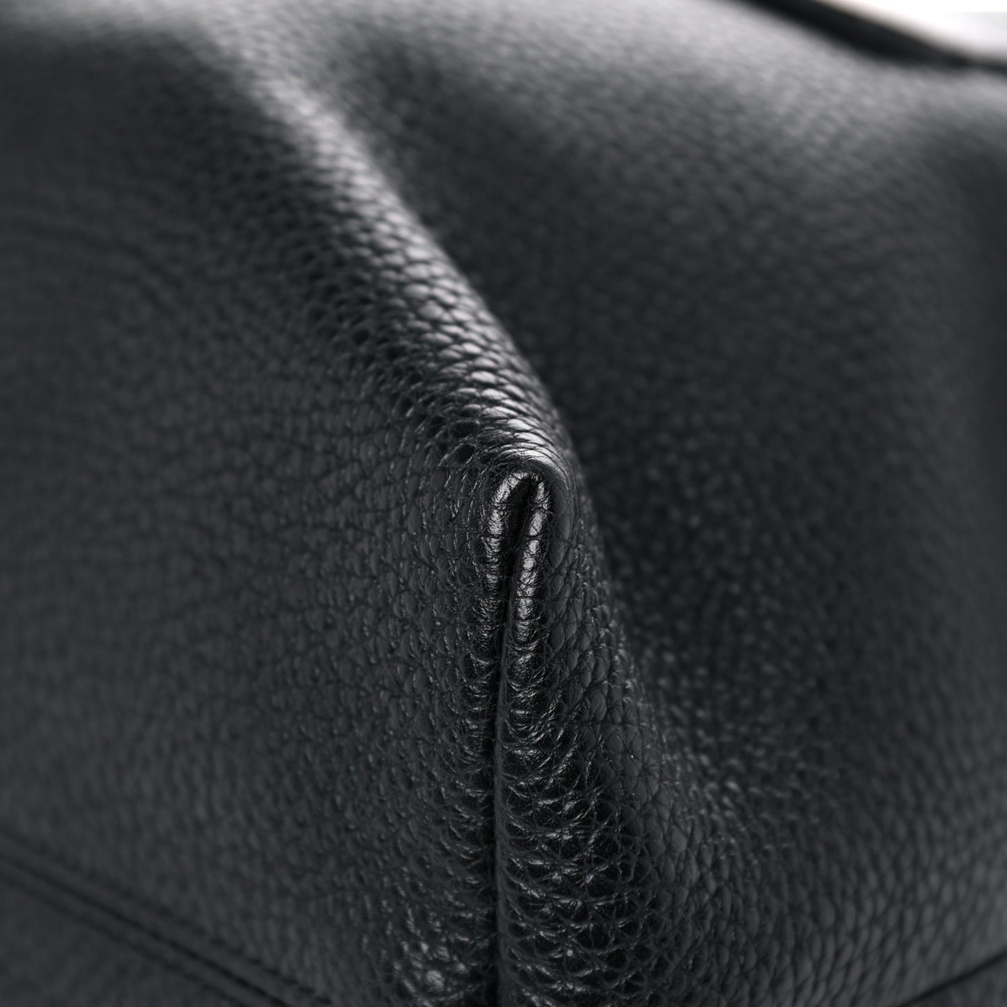 London Grainy Calfskin Medium Baynard Tote Black