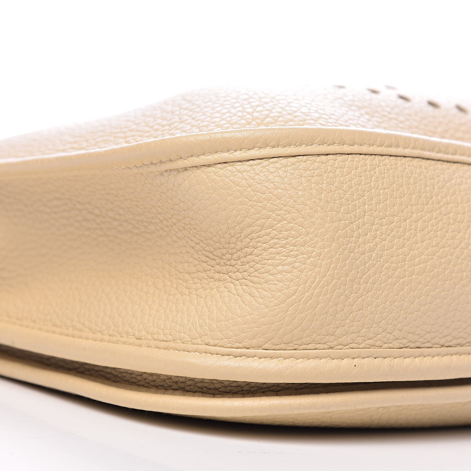 Hermes Taurillon Clemence Evelyne III PM Parchemin 12 of 16