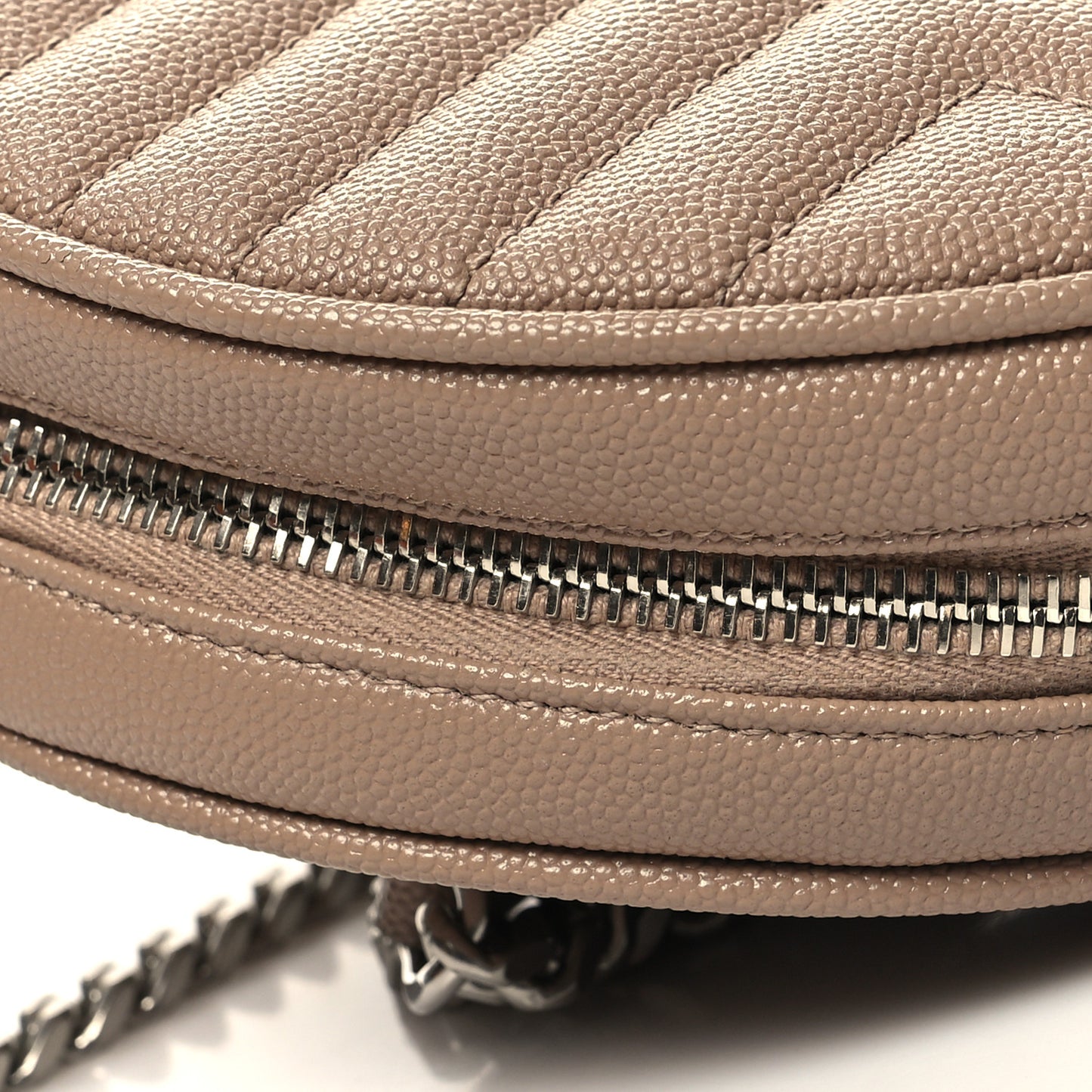 Grain De Poudre Matelasse Chevron Quilted Round Vinyle Camera Bag Dark Beige