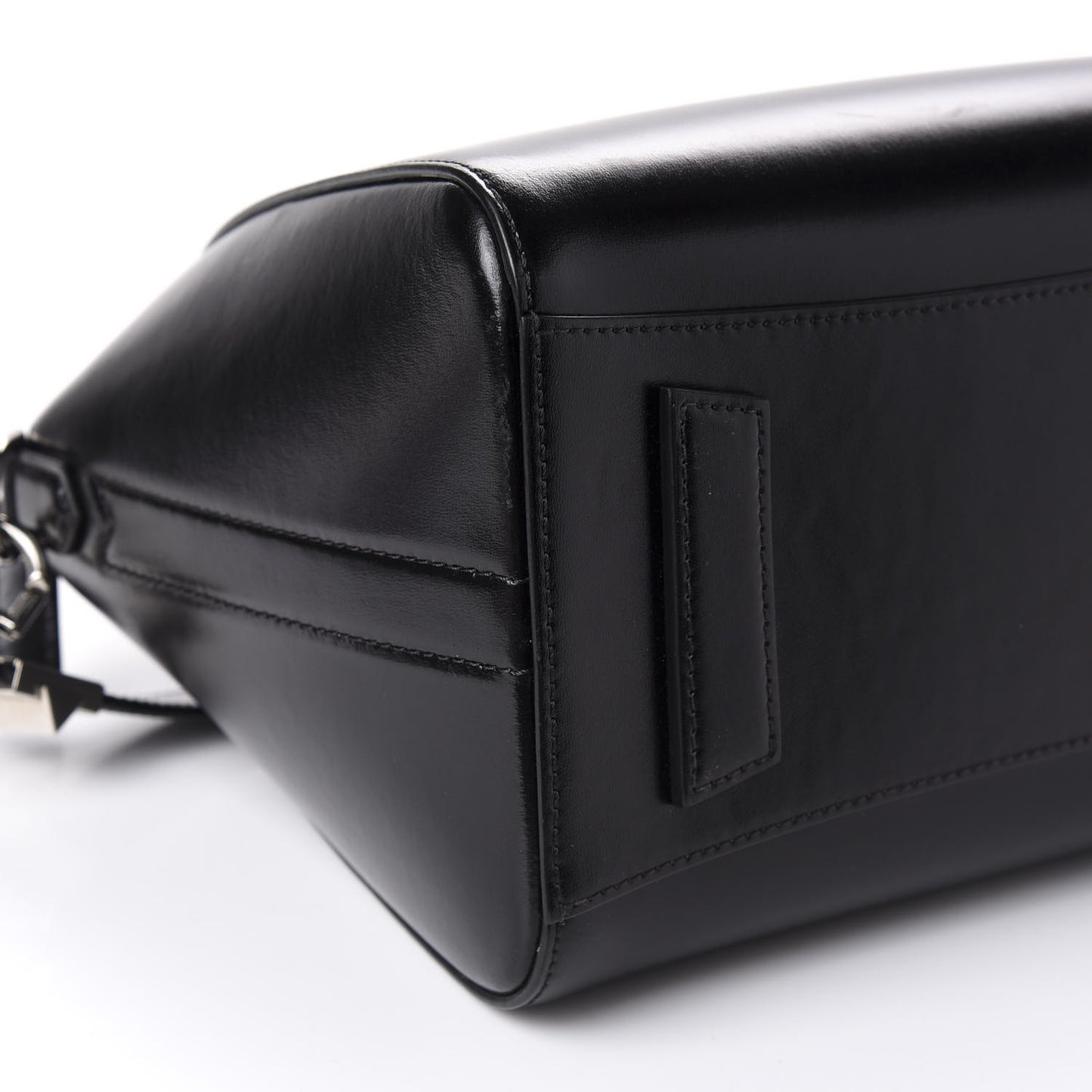 Shiny Lord Calfskin Small Antigona Black
