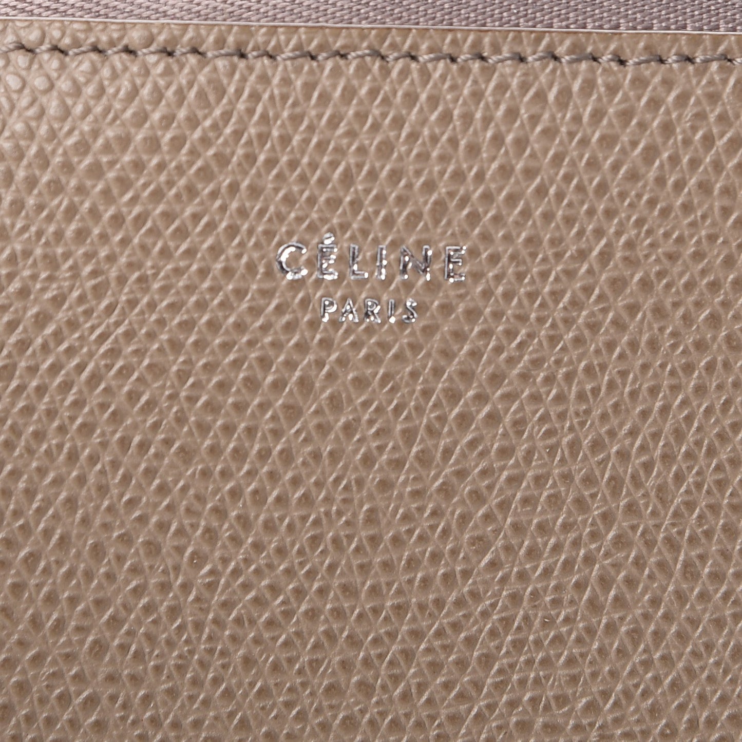Shiny Grained Calfskin Solo Trio Cosmetic Pouch