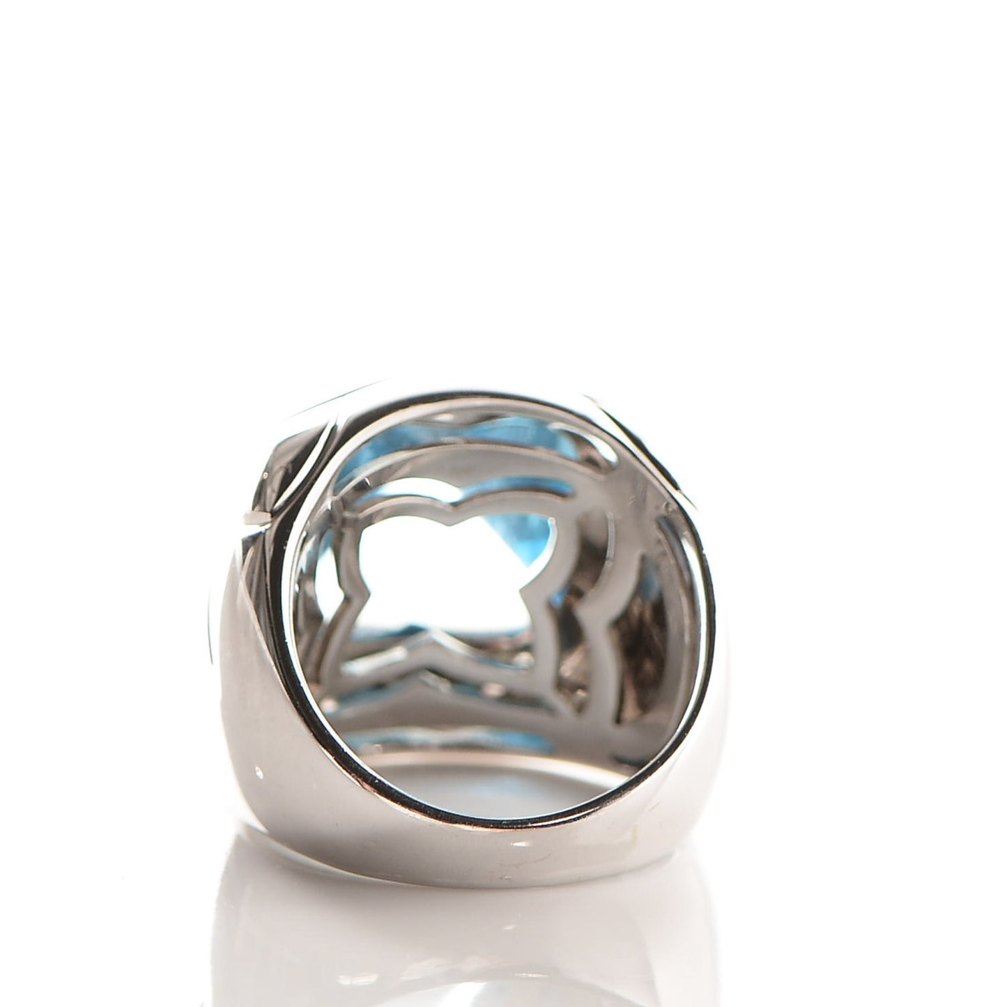 18K White Gold Blue Topaz Piramide Ring 4.5