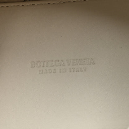 Bottega Veneta Nappa Intrecciato Small Andiamo Shoulder Bag White 6 of 8
