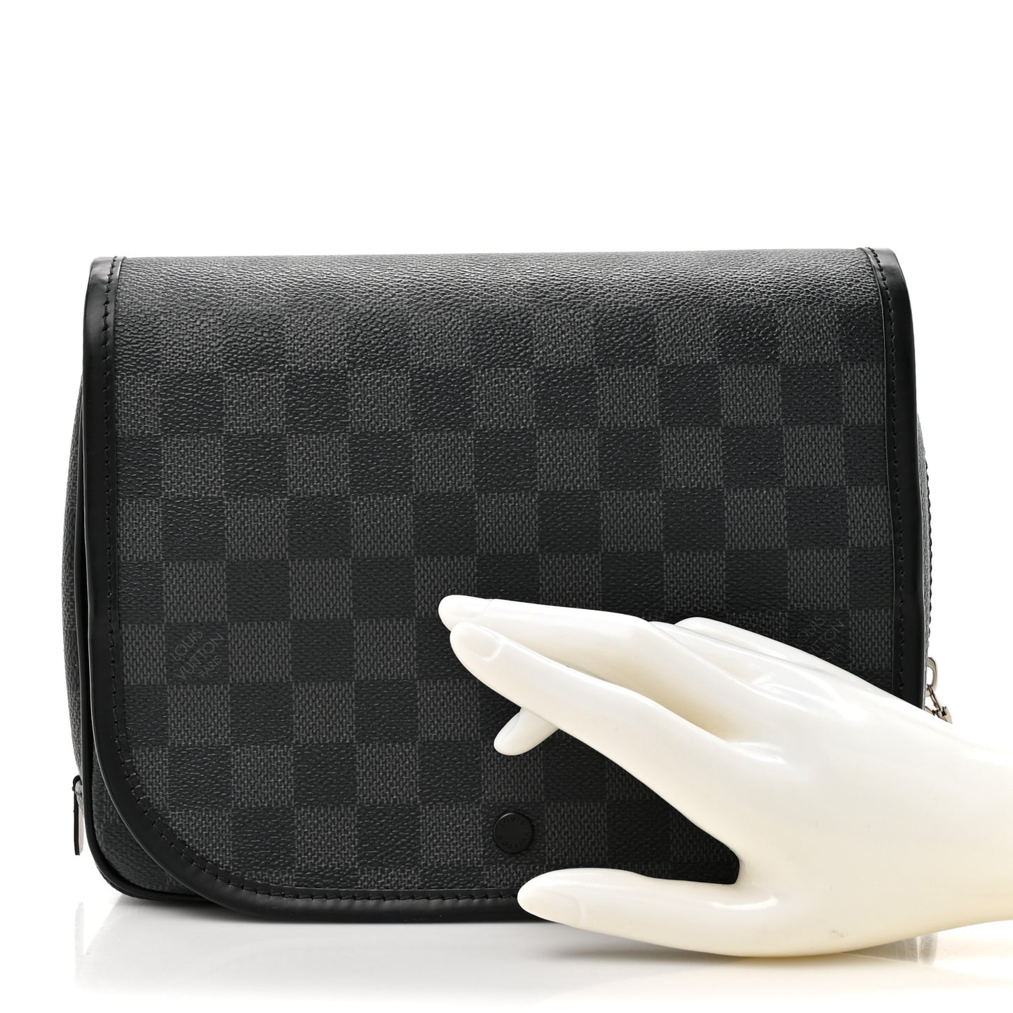 Damier Graphite Hanging Toiletry Kit