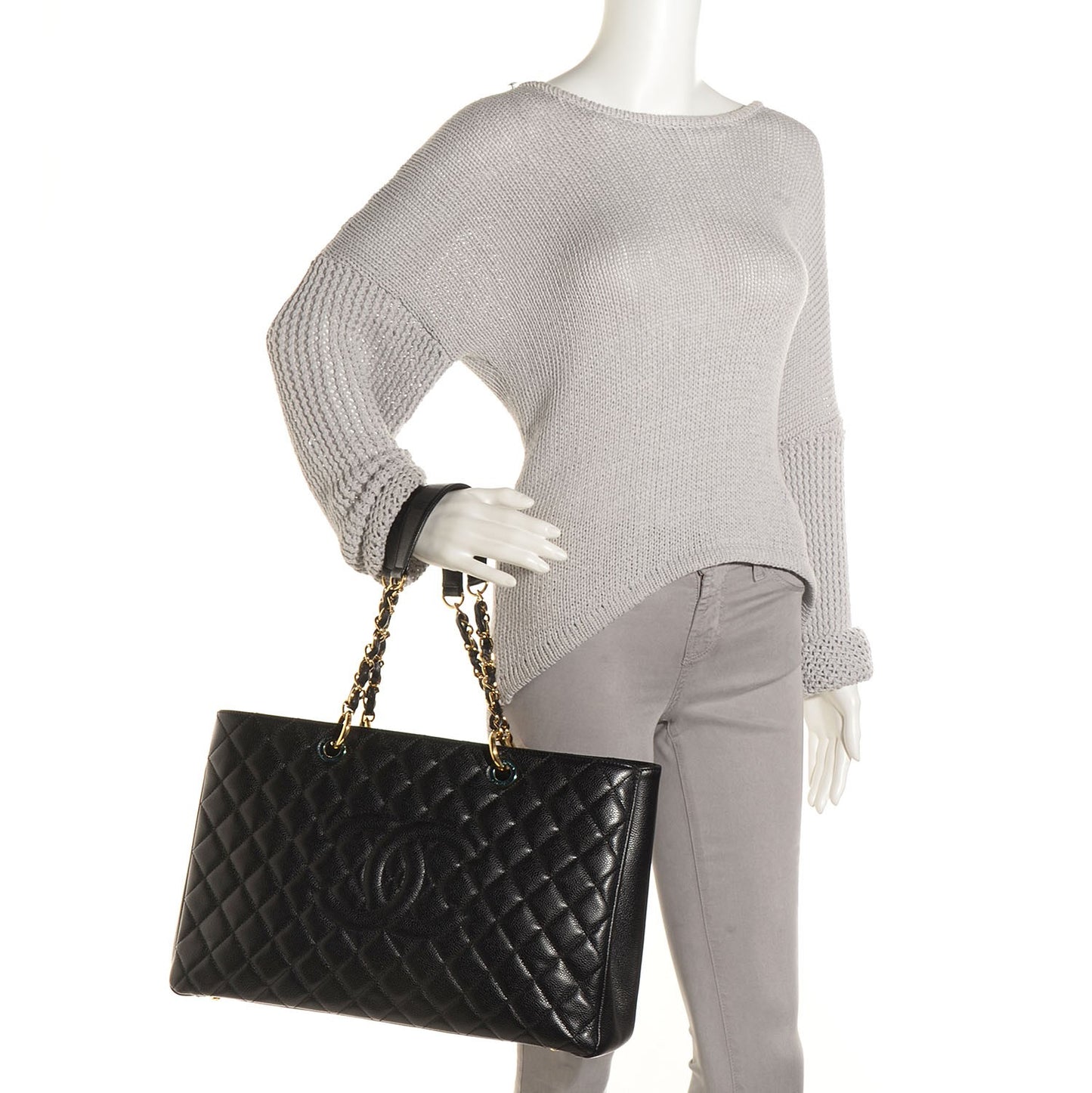 Caviar XL Grand Shopping Tote GST Black