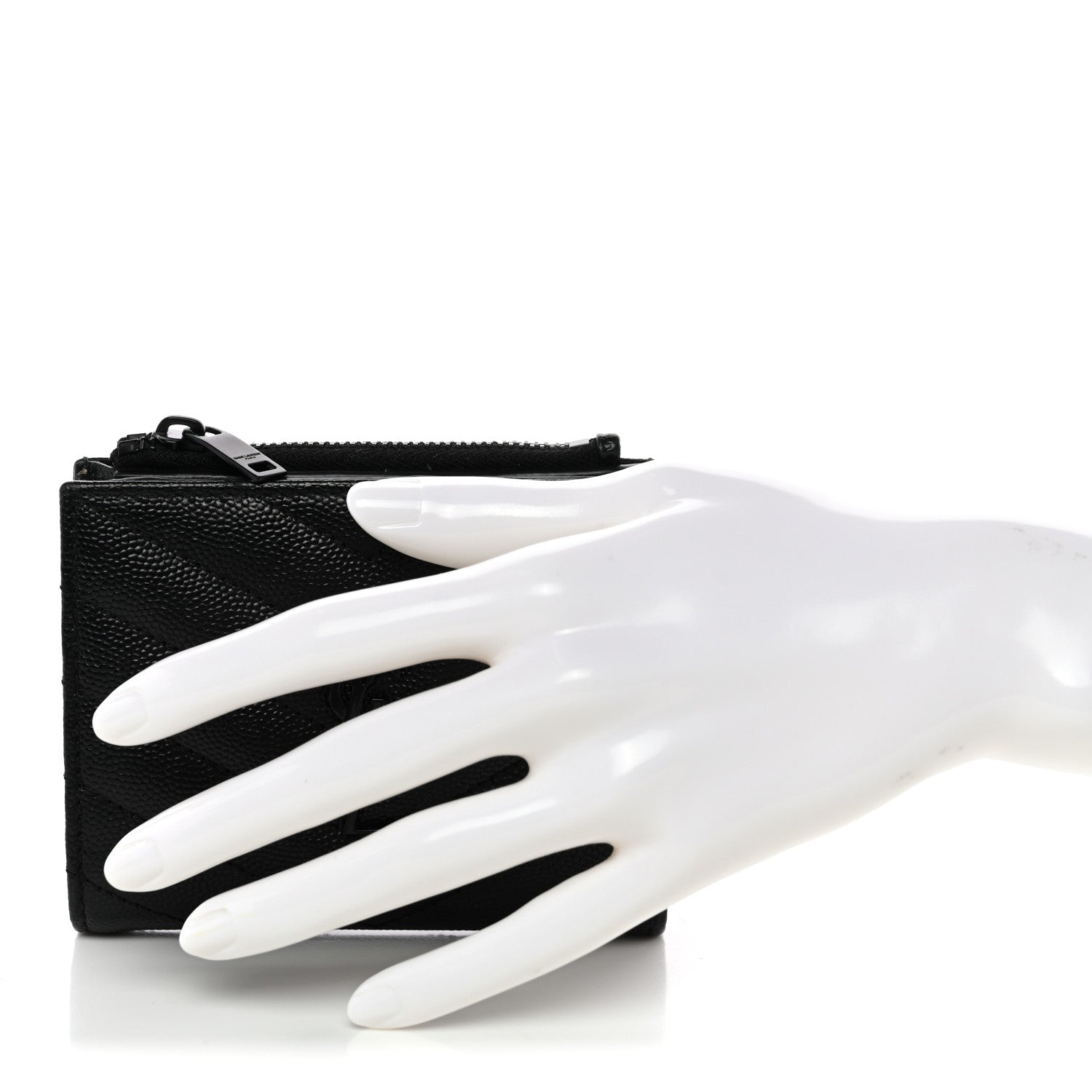 Saint Laurent Grain De Poudre Matelasse Chevron Monogram Zipped Two-Part Wallet Black 2 of 9