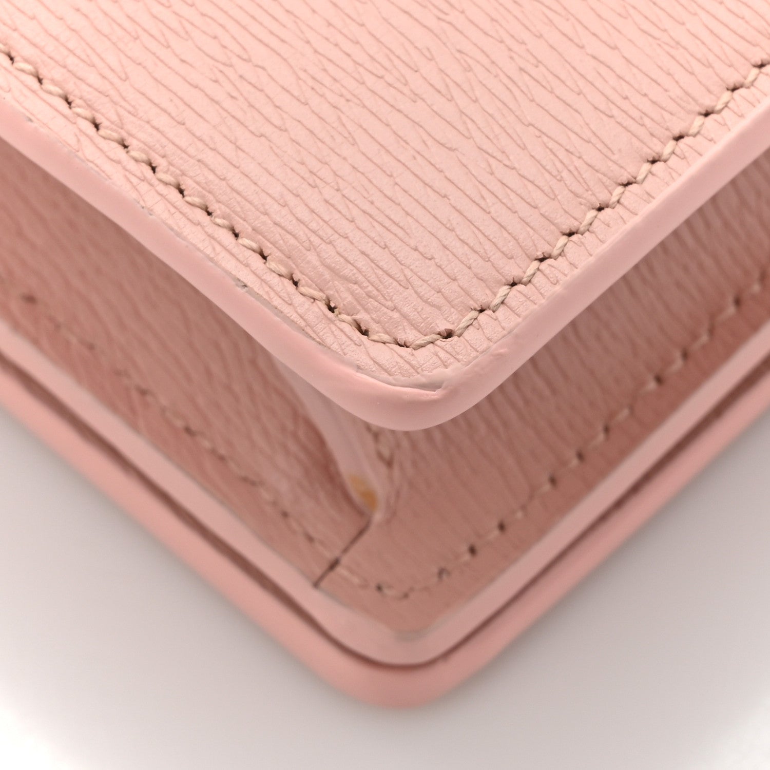 Gucci Textured Calfskin Script Logo Wallet On Chain Light Pink 12 of 14