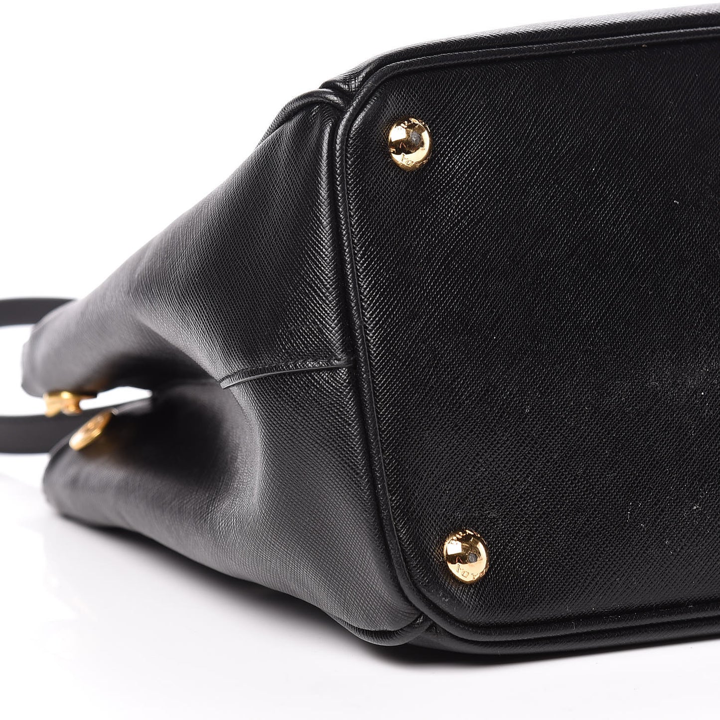 Saffiano Medium Galleria Double Zip Tote Black