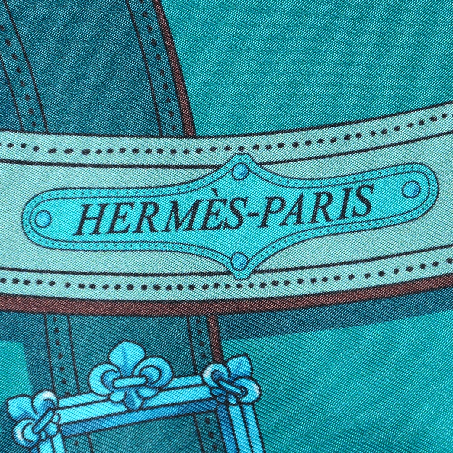 Hermes Silk Cavalcadour Maxi Twilly Canard Fuchsia Brique 3 of 5