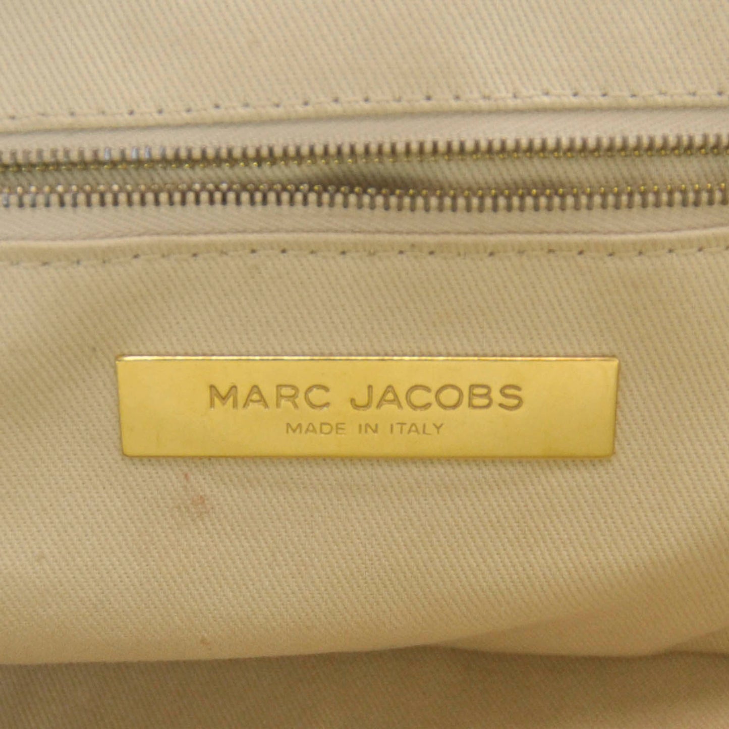 East West Stam Bag Black