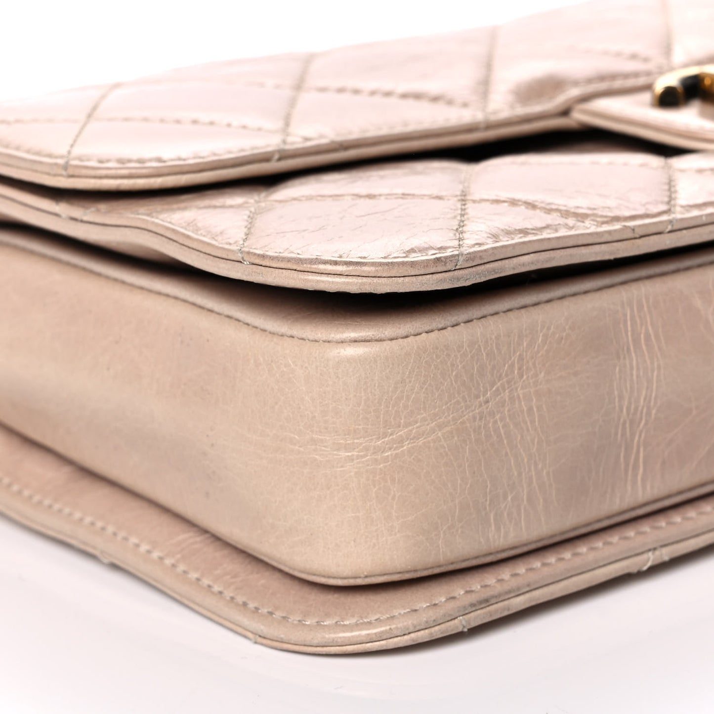 Glazed Calfskin Medium Perfect Edge Flap Light Pink
