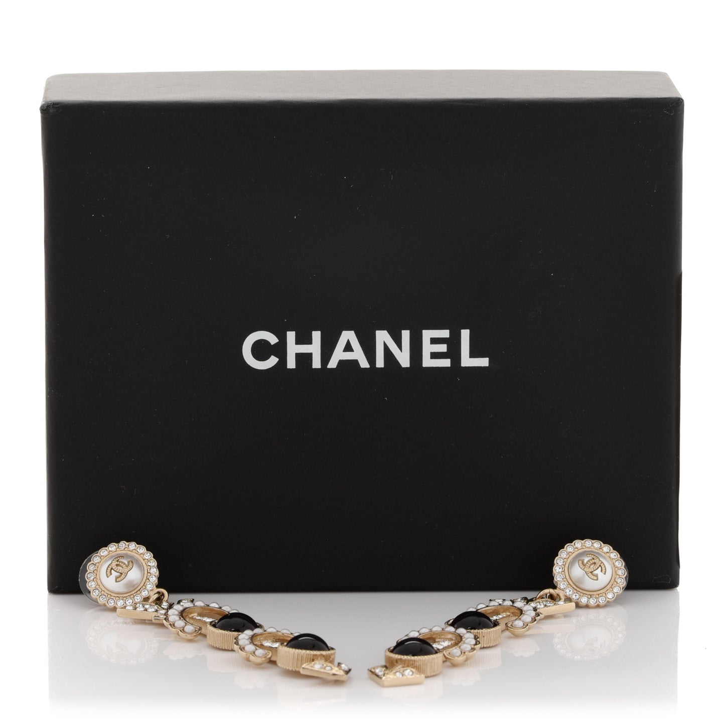 Pearl Crystal Queen of France CC Drop Earrings Gold