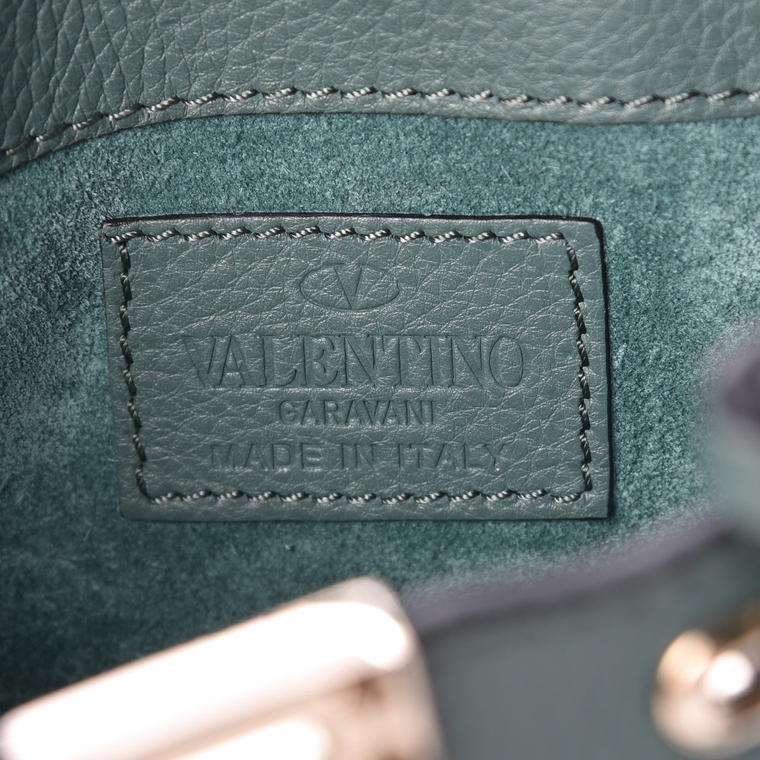 Valentino Garavani Grained Calfskin Micro Rockstud Tote Giada 6 of 9