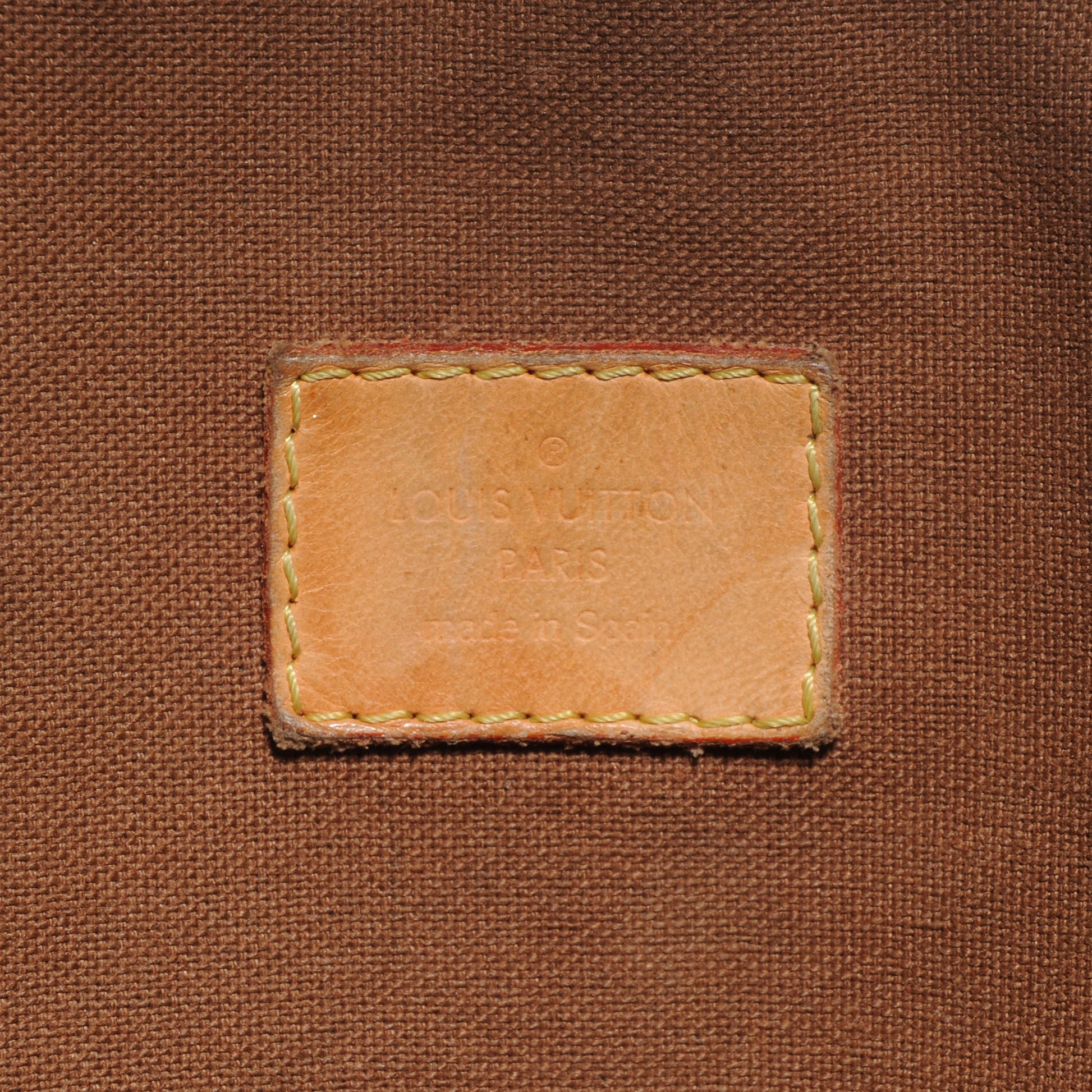 Louis Vuitton Monogram Cabas Beaubourg 6 of 7