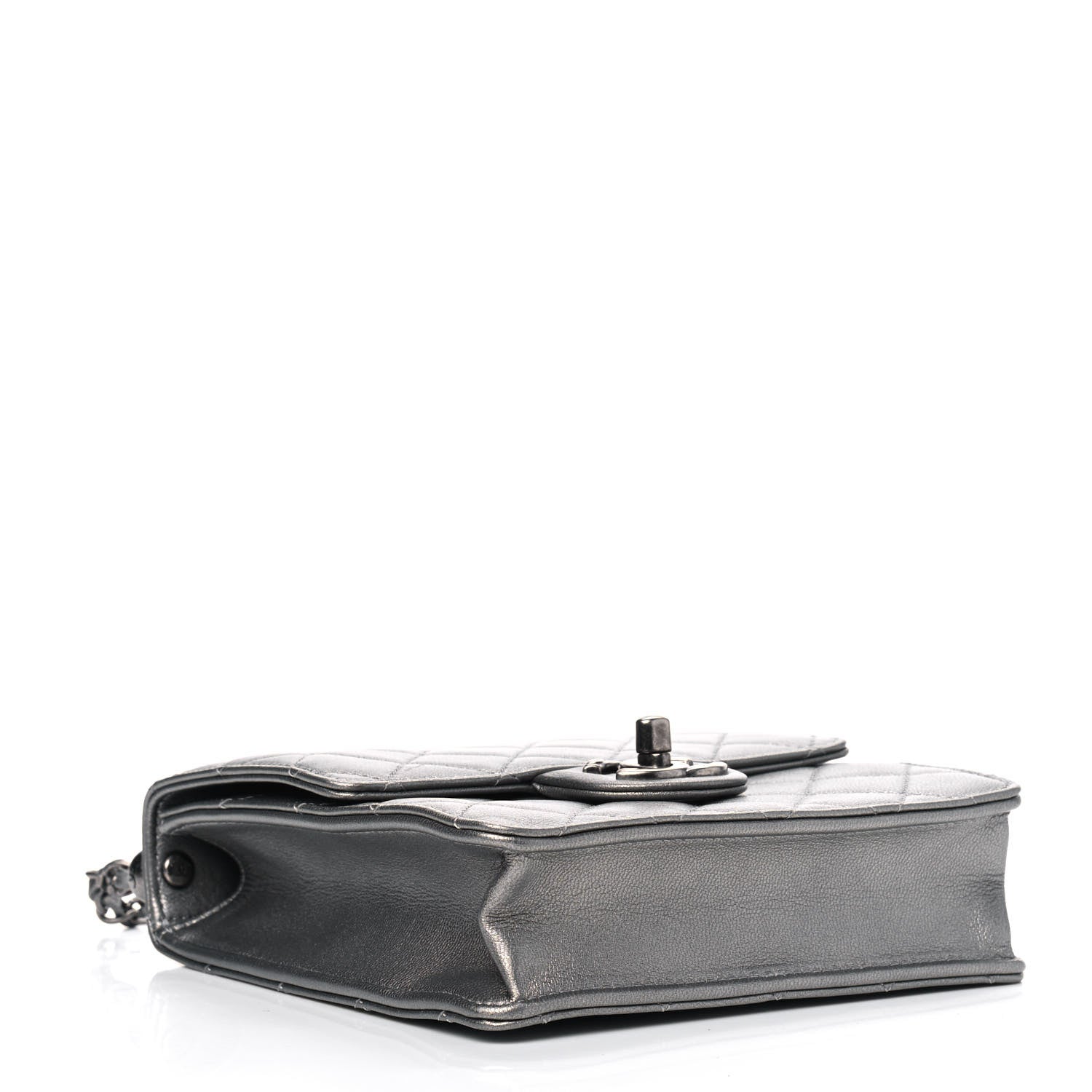 Chanel Metallic Goatskin Quilted Chic Pearls Flap Silver 3 of 4