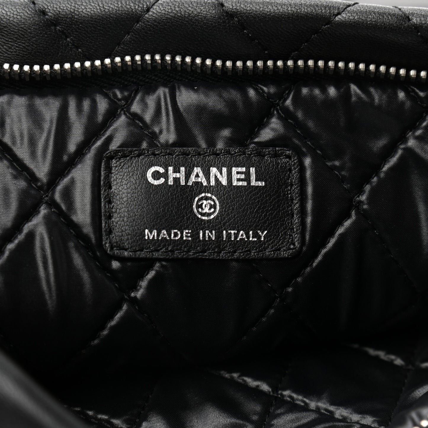 Lambskin Quilted CC Beauty Clutch Black