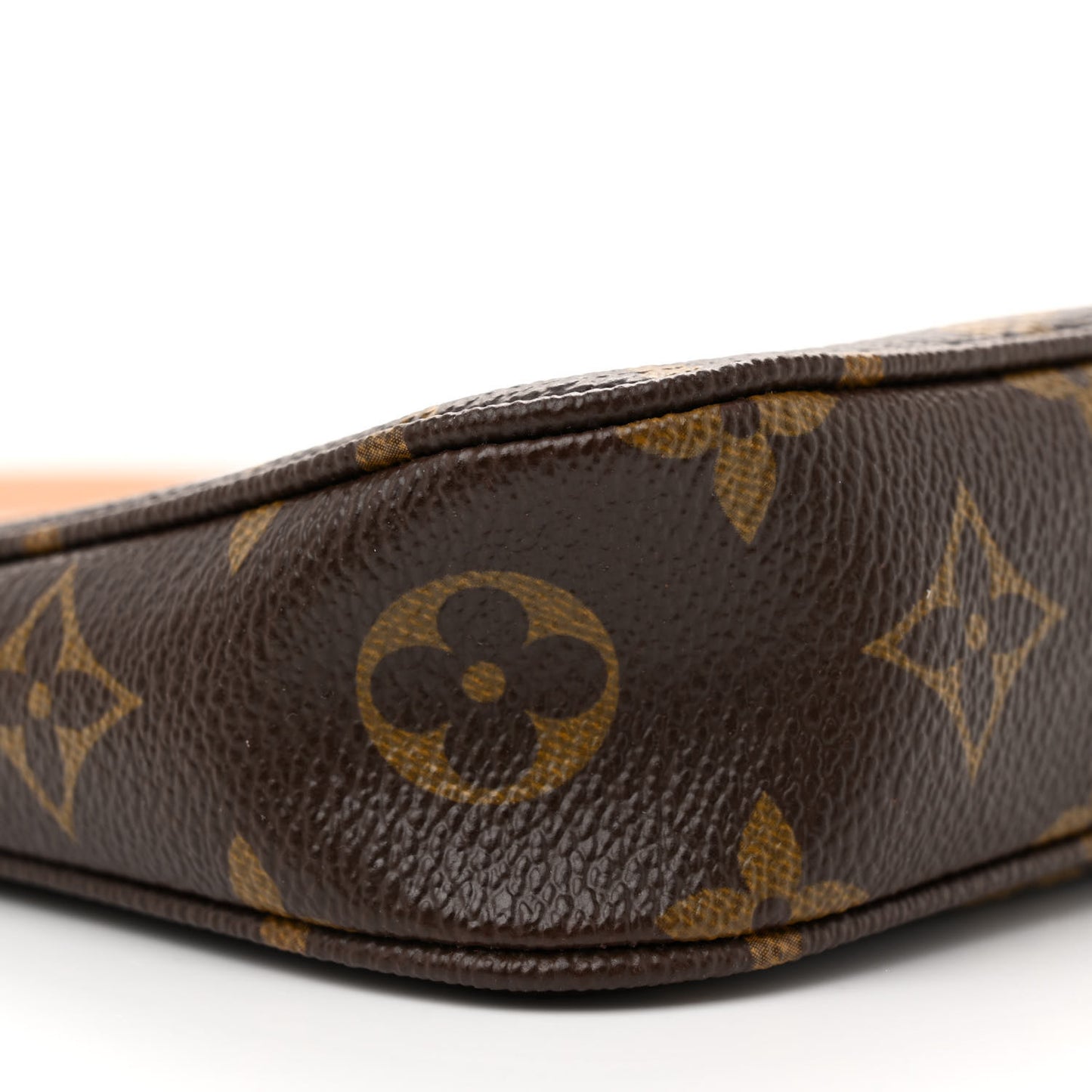 Monogram V Pochette Accessories Grenade