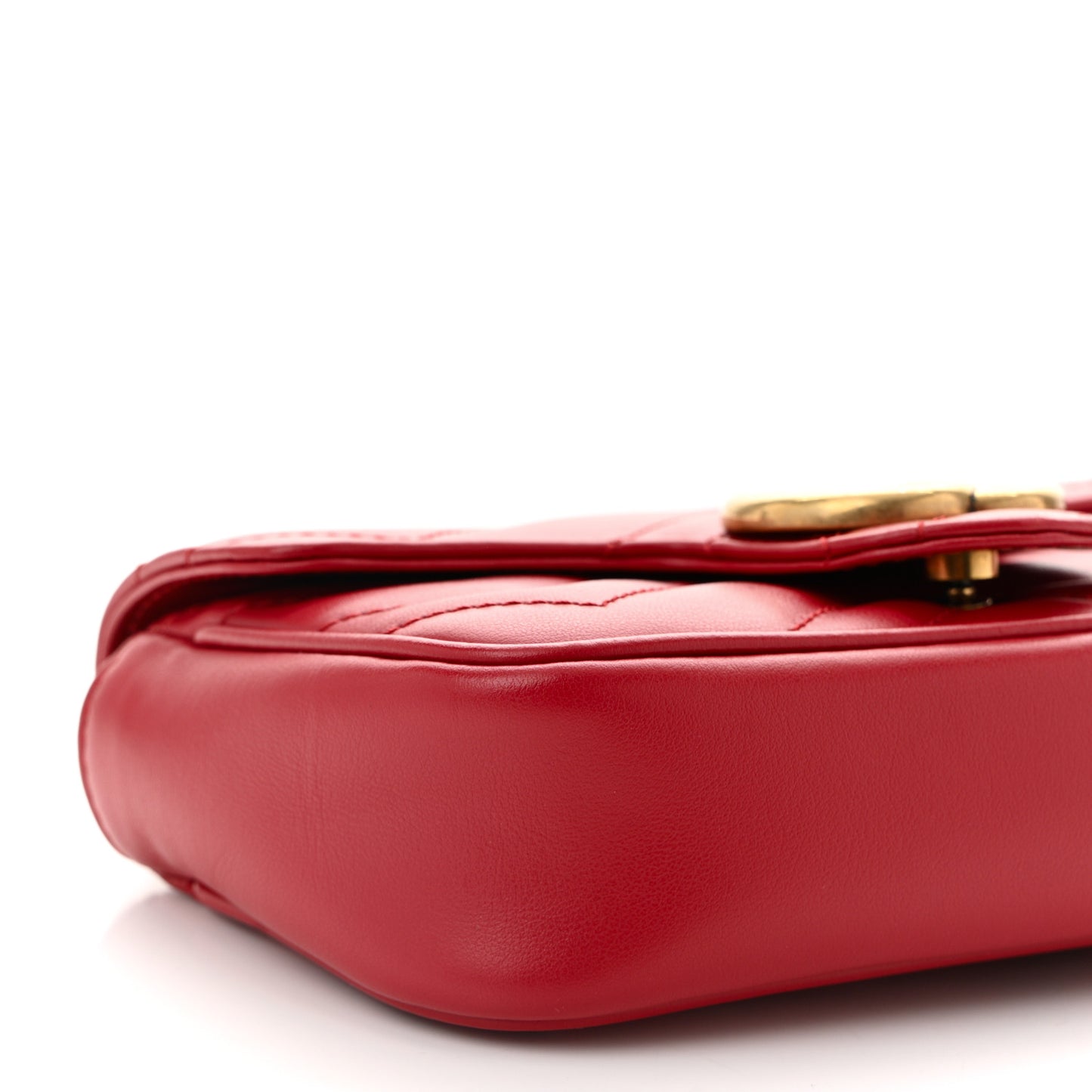 Calfskin Matelasse Super Mini GG Marmont Shoulder Bag Hibiscus Red