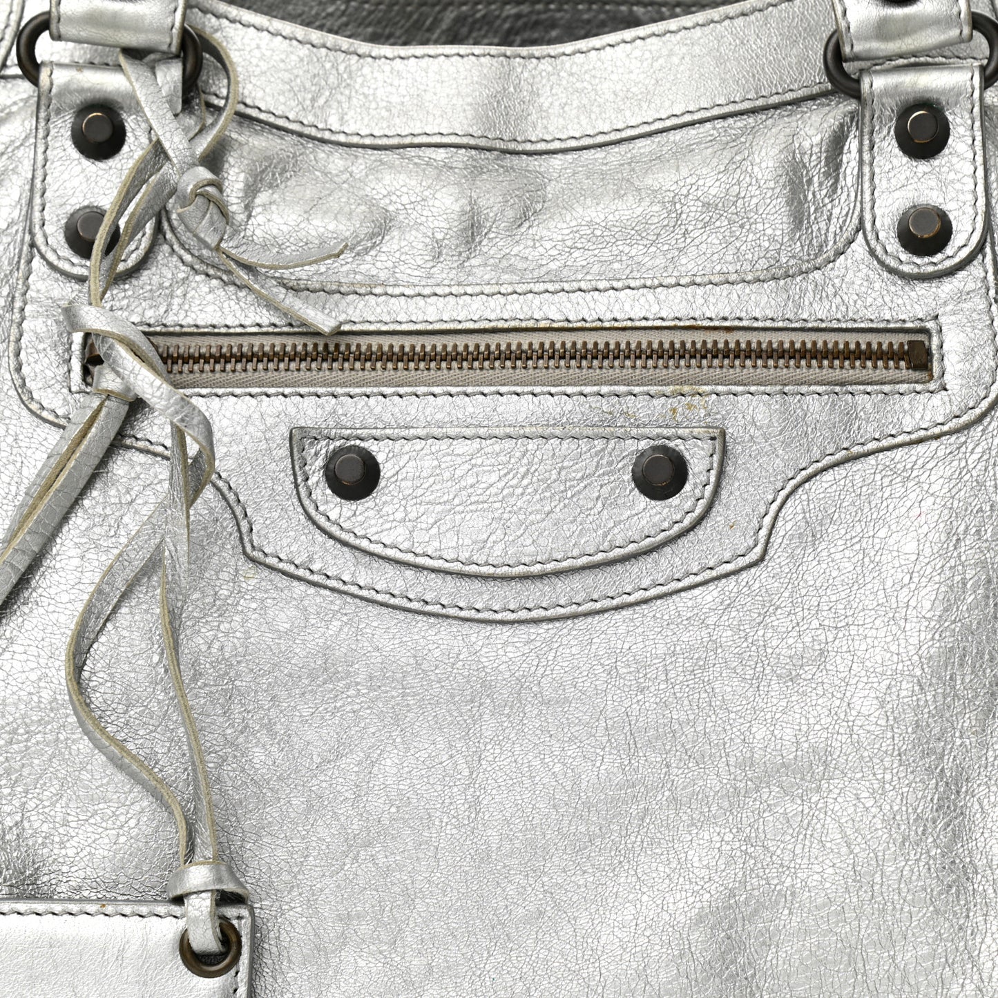 Metallic Agneau Classic Hardware Velo Gris Aluminum