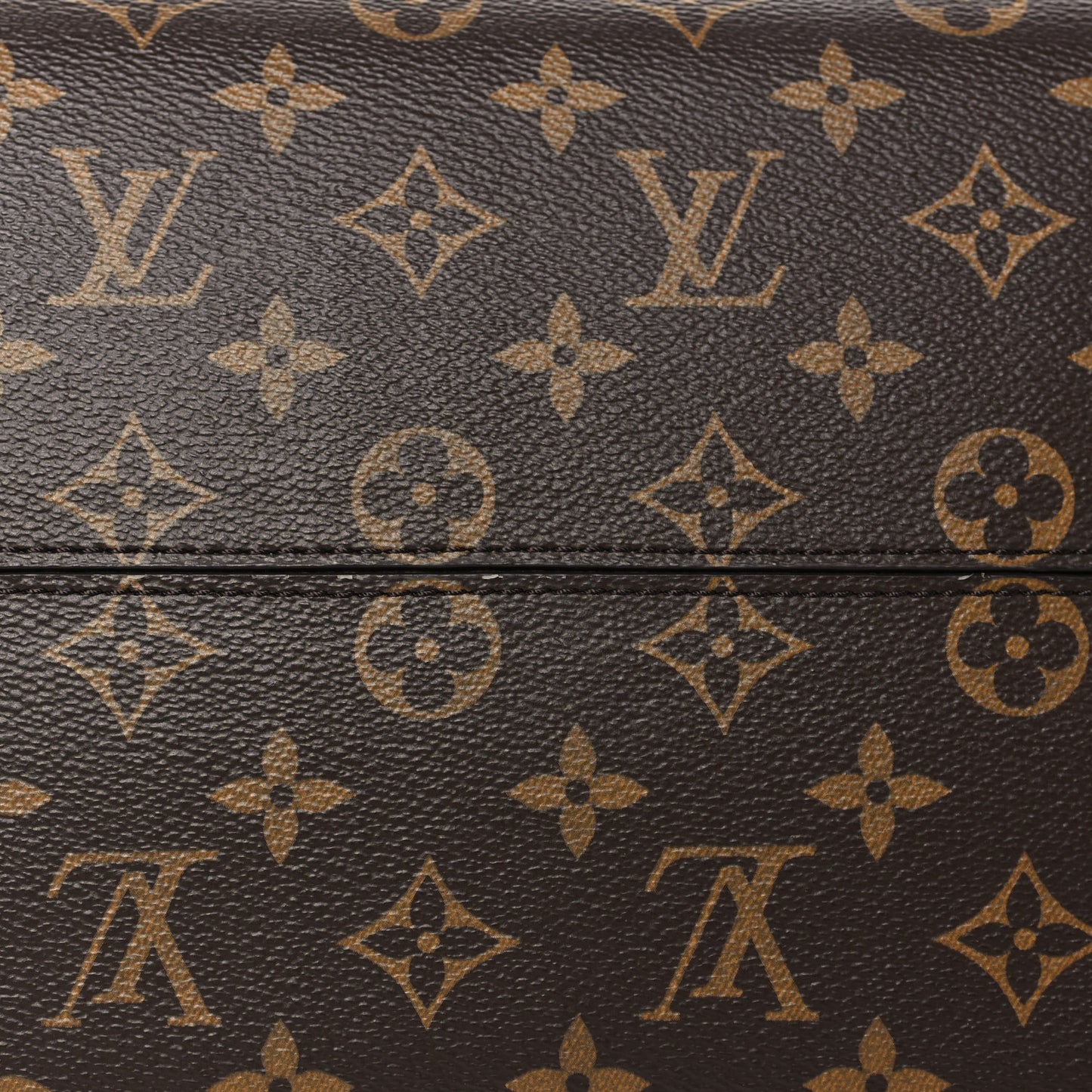 Monogram Vendome MM Black
