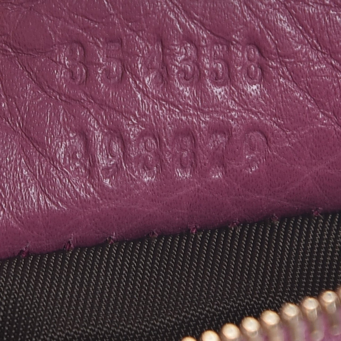 Pebbled Calfskin Soho Key Case Peonia Flower