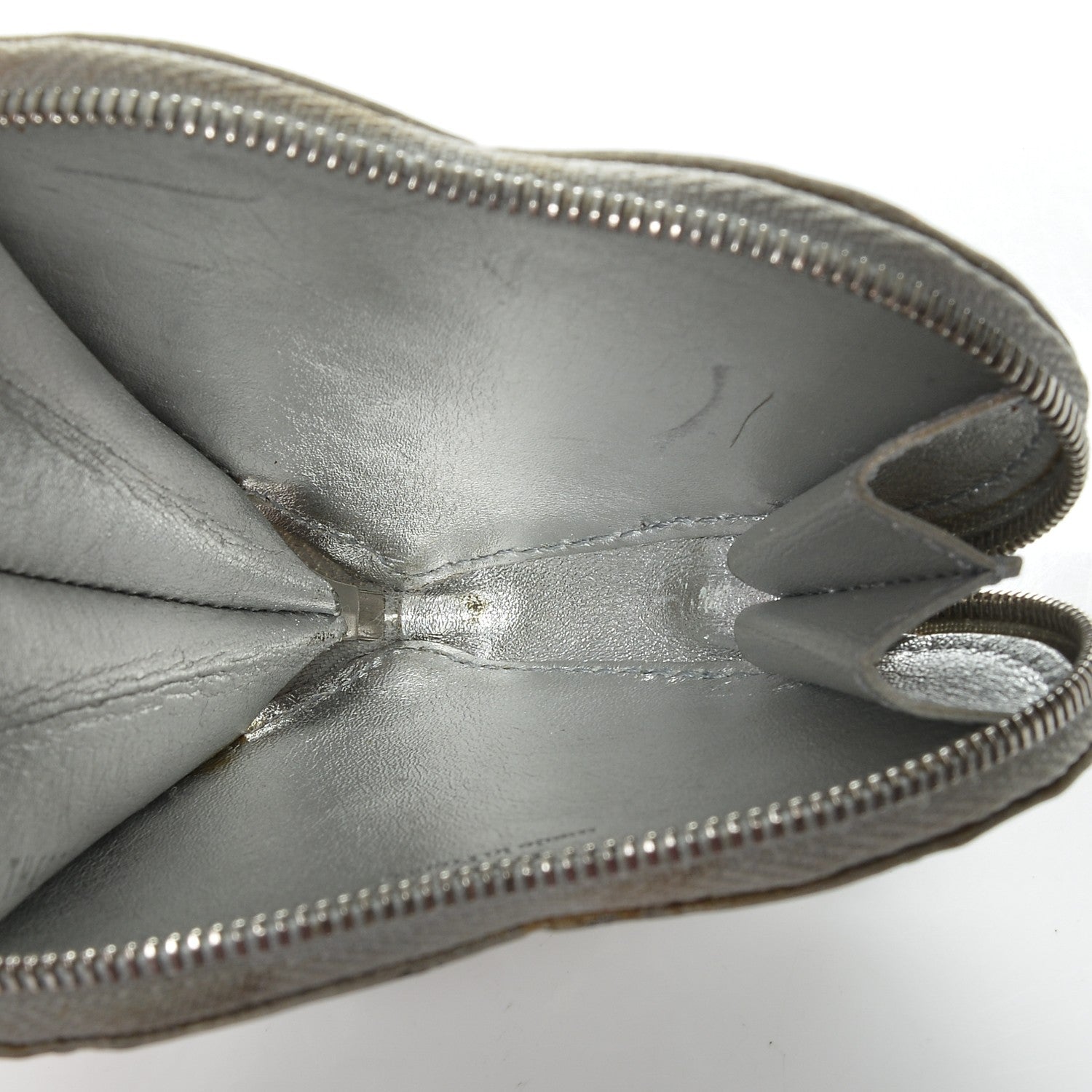 Louis Vuitton Monogram Miroir Heart Coin Purse Silver 5 of 16