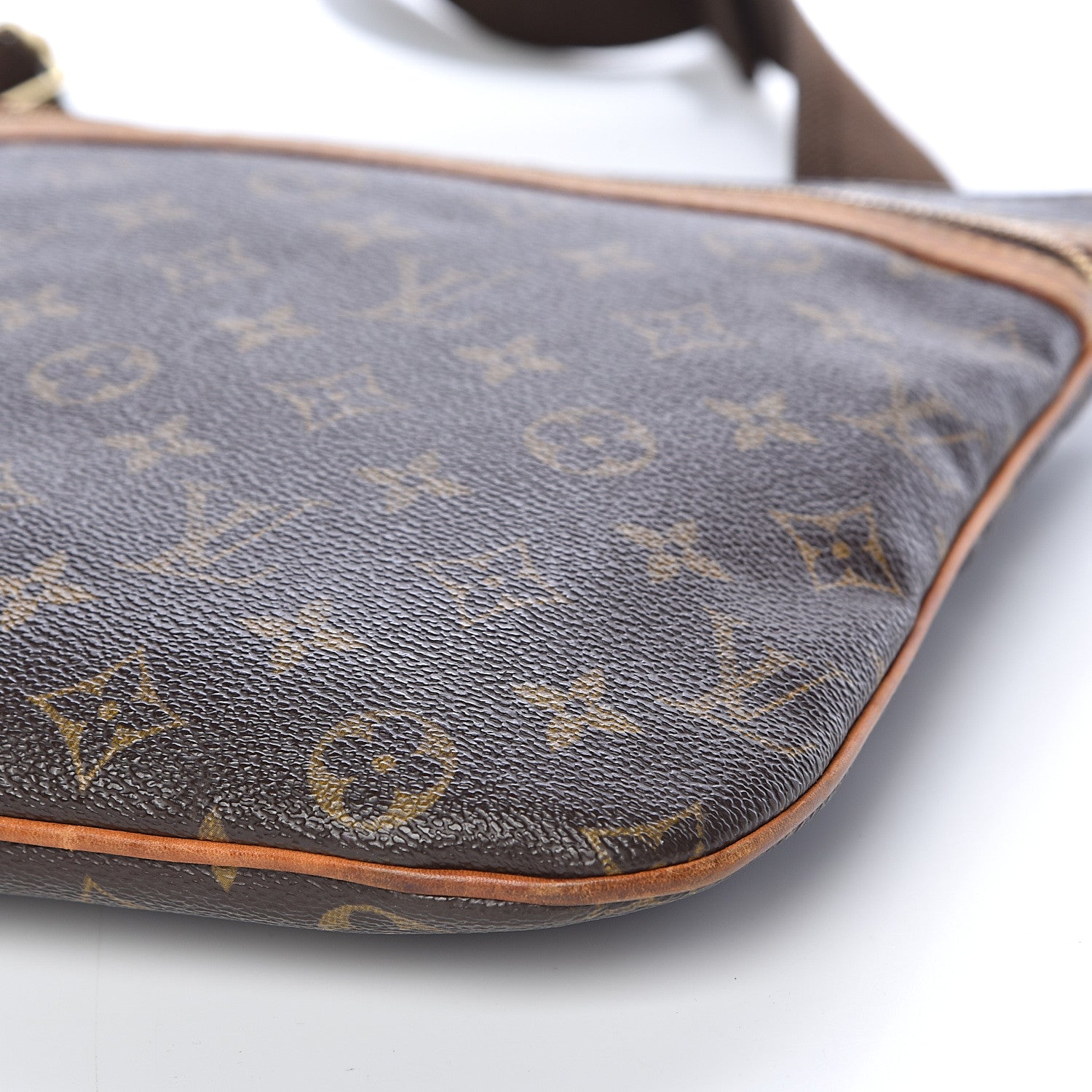 Louis Vuitton Monogram Bosphore Pochette 13 of 15