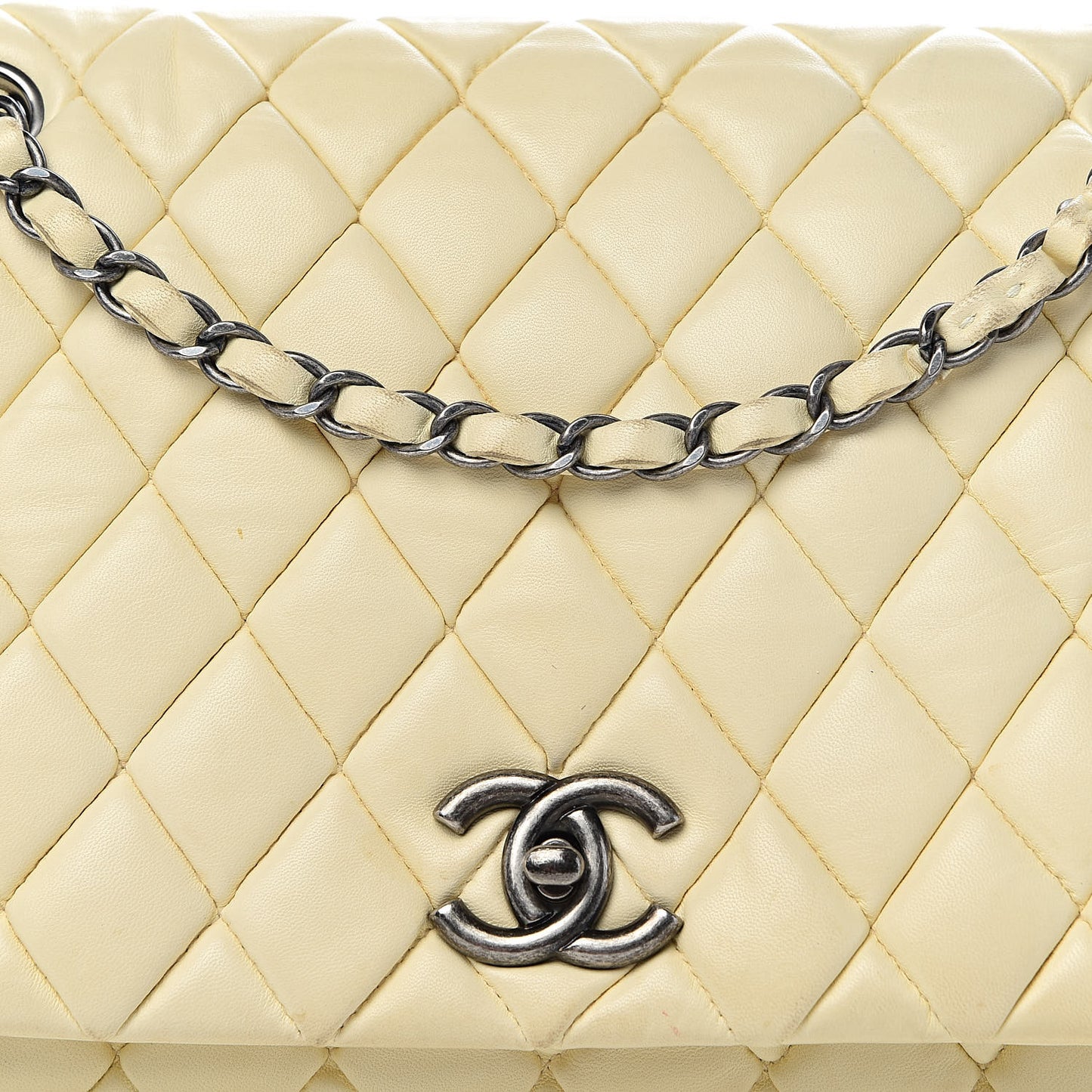 Lambskin Large New Bubble Flap Ivory