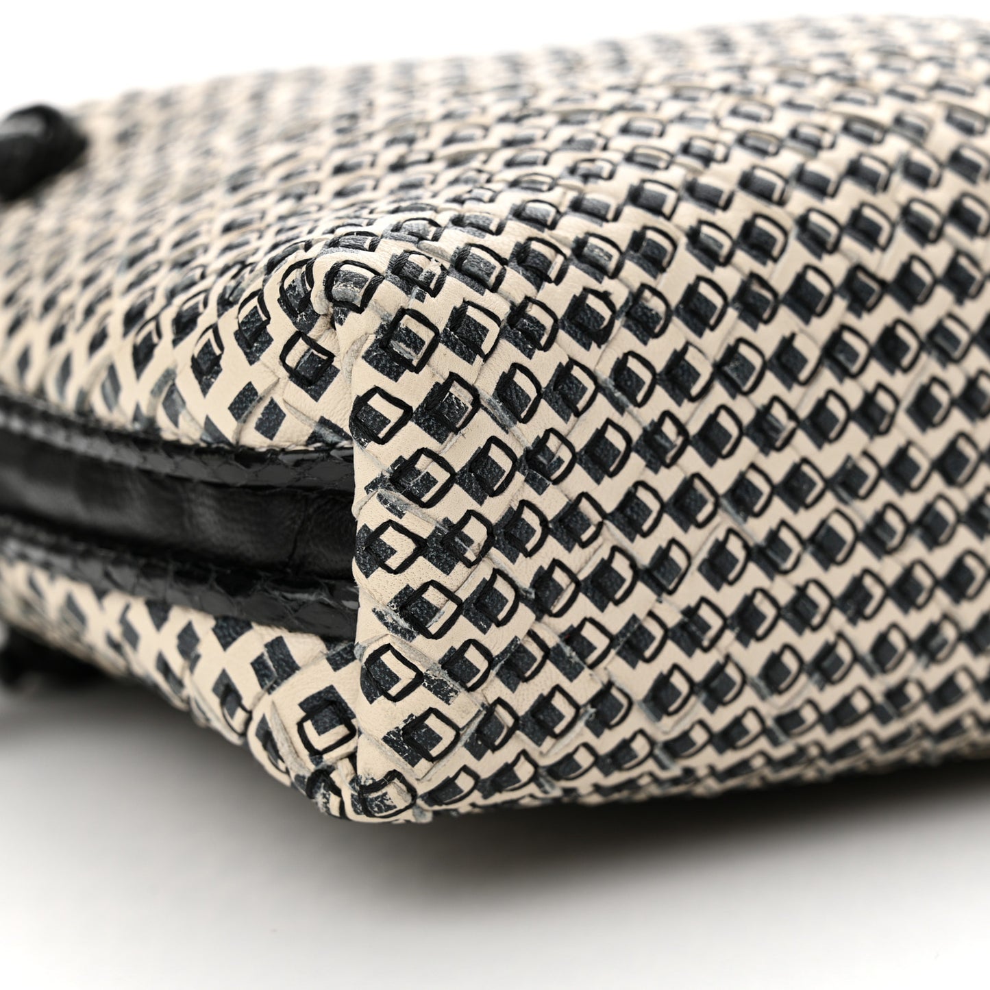 Nappa Ayers Cravaterria Intrecciato Nodini Bag Off White Black