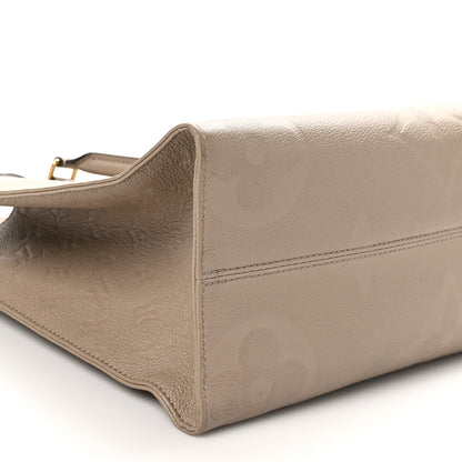 Louis Vuitton Empreinte Monogram Giant Onthego MM Tourterelle 8 of 9