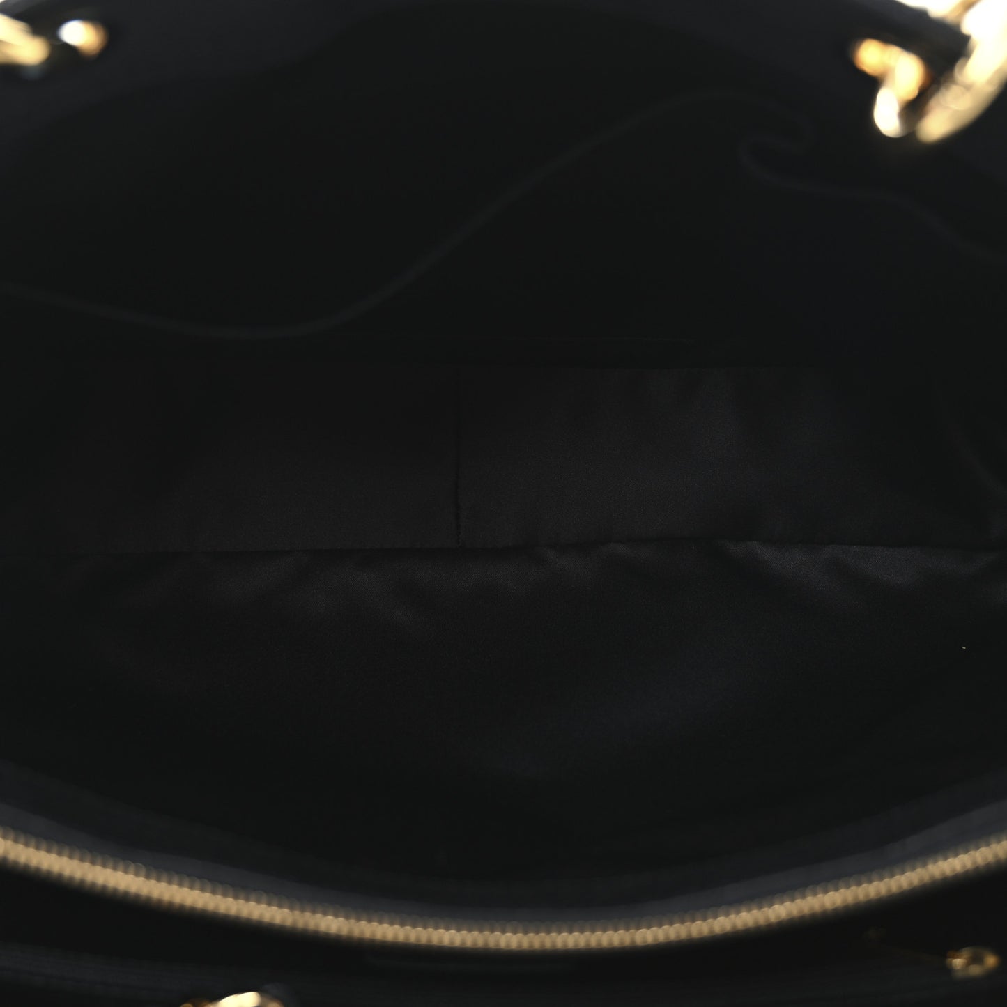 Caviar Quilted XL Grand Shopping Tote GST Black