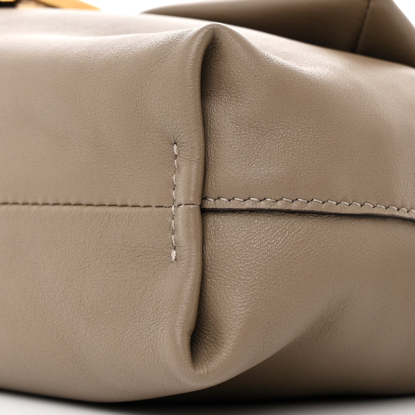 Nappa Medium Mamma Baguette Dove Gray