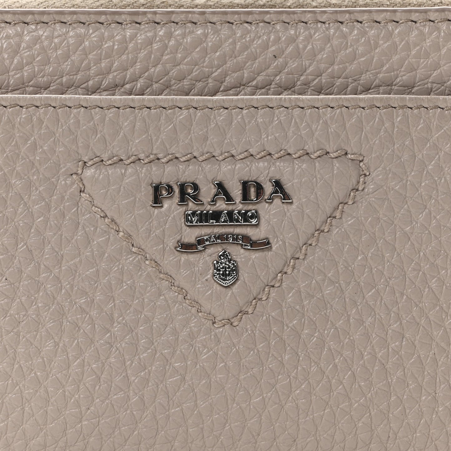 Saffiano Metal Zip Around Keychain Cipria