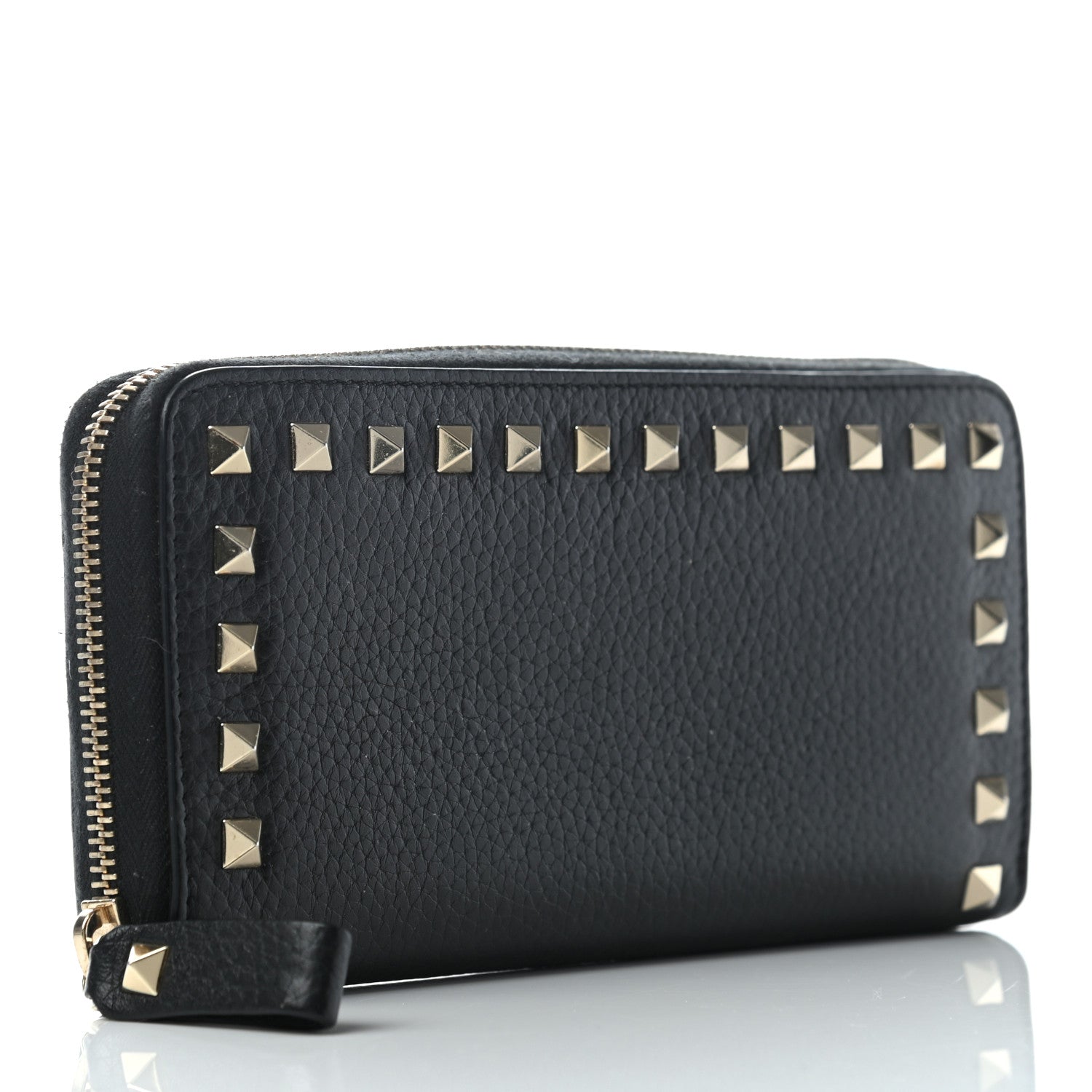 Valentino Garavani Pebbled Calfskin Rockstud Zip Around Wallet Black 3 of 10