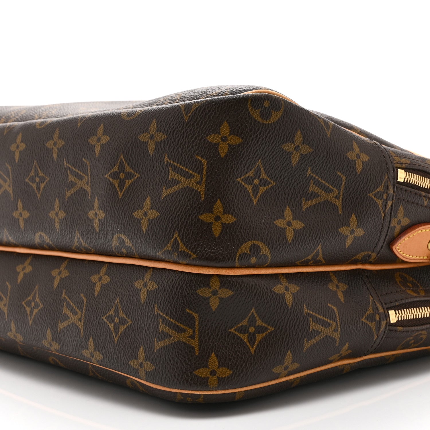 Louis Vuitton Monogram Reporter GM 10 of 10