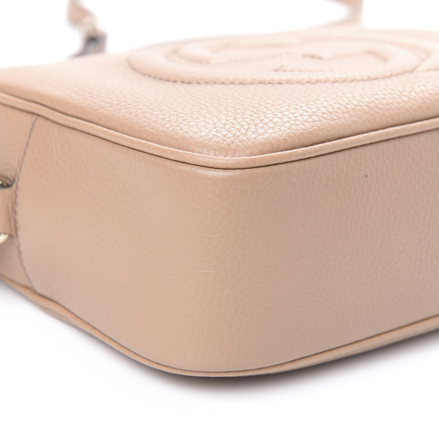 Pebbled Calfskin Small Soho Disco Bag Camelia