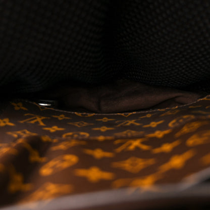 Louis Vuitton Shearling Monogram Marc Newson Fleece Pack Beige 6 of 10