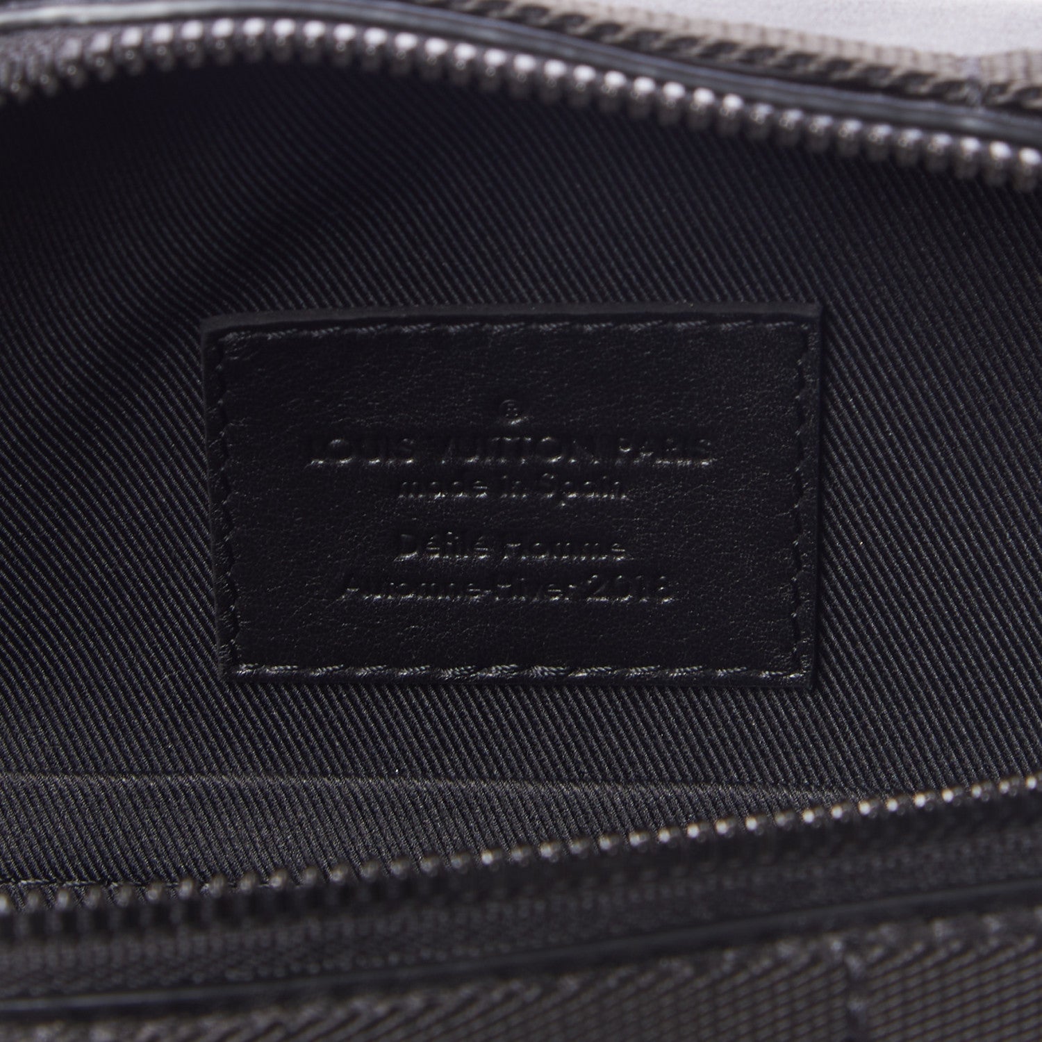 Louis Vuitton Monogram Eclipse Messenger 11 of 12