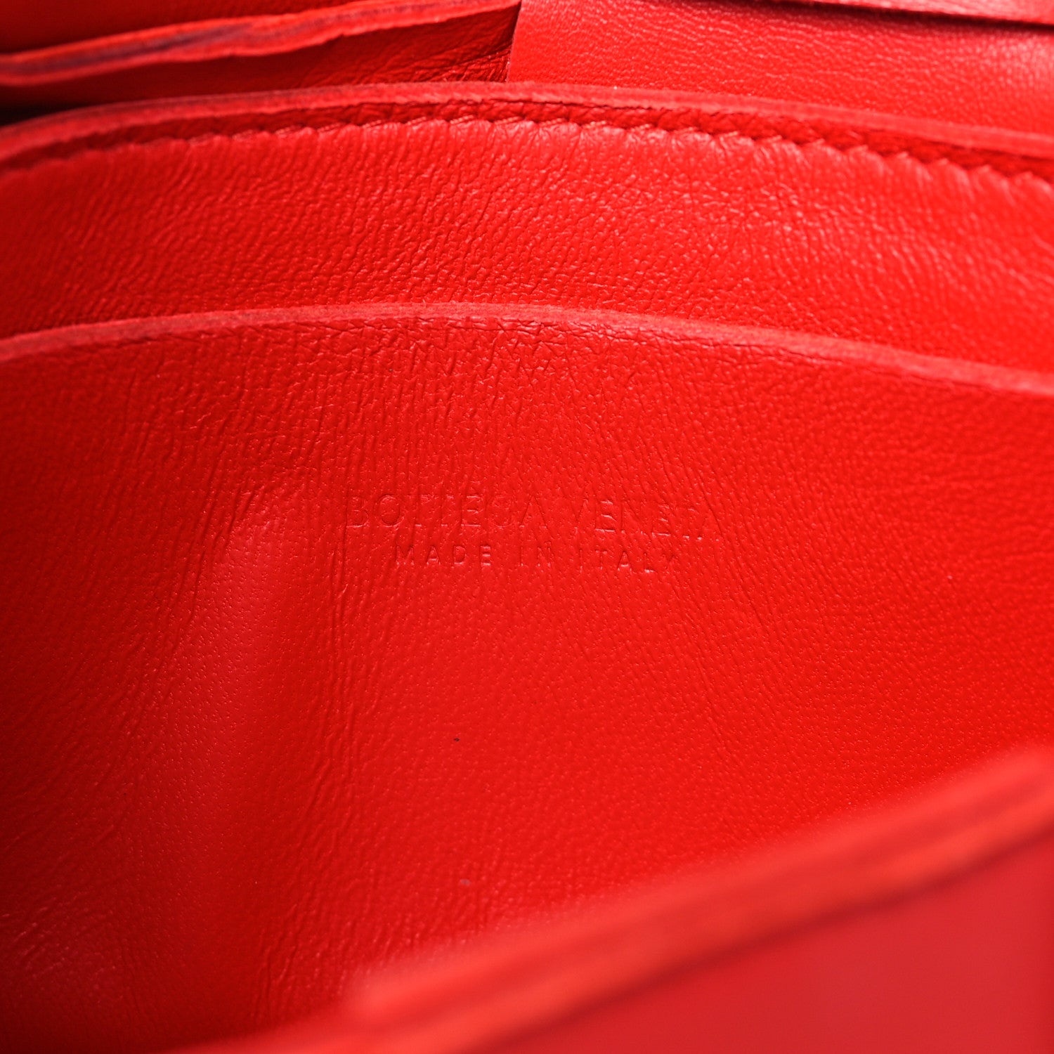 Bottega Veneta Nappa Maxi Intreccio The Belt Cassette Bag Chilli 6 of 8