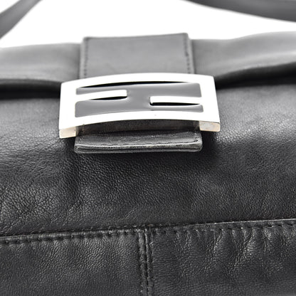 Fendi Calfskin Baguette Black 16 of 20