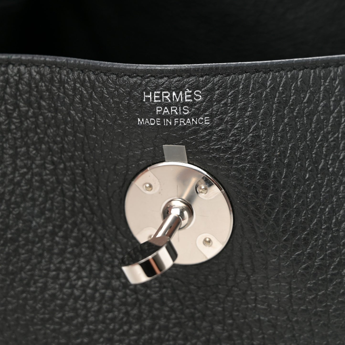Taurillon Clemence Lindy 26 Black