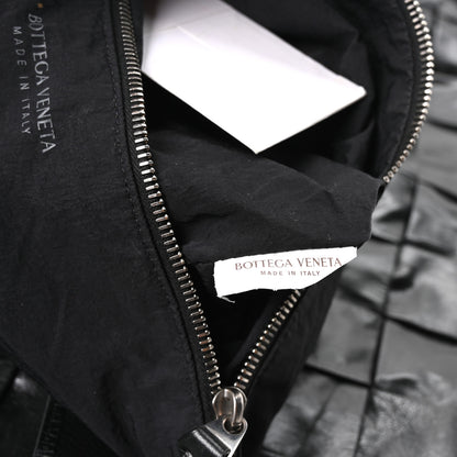 Bottega Veneta Paper Calfskin Maxi Intrecciato Cassette Tote Black 6 of 10