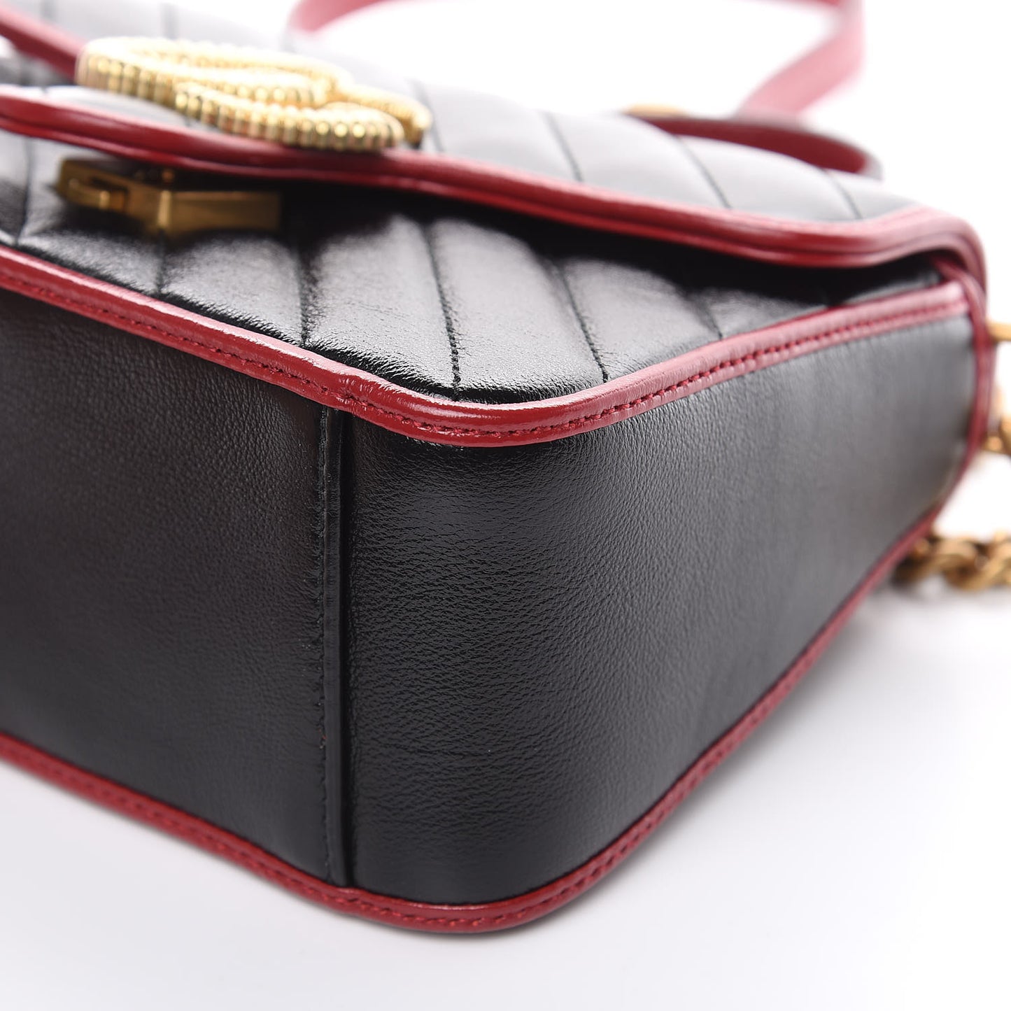 Vintage Effect Calfskin Matelasse Diagonal Mini Torchon GG Marmont Top Handle Shoulder Bag Black Romantic Cherry