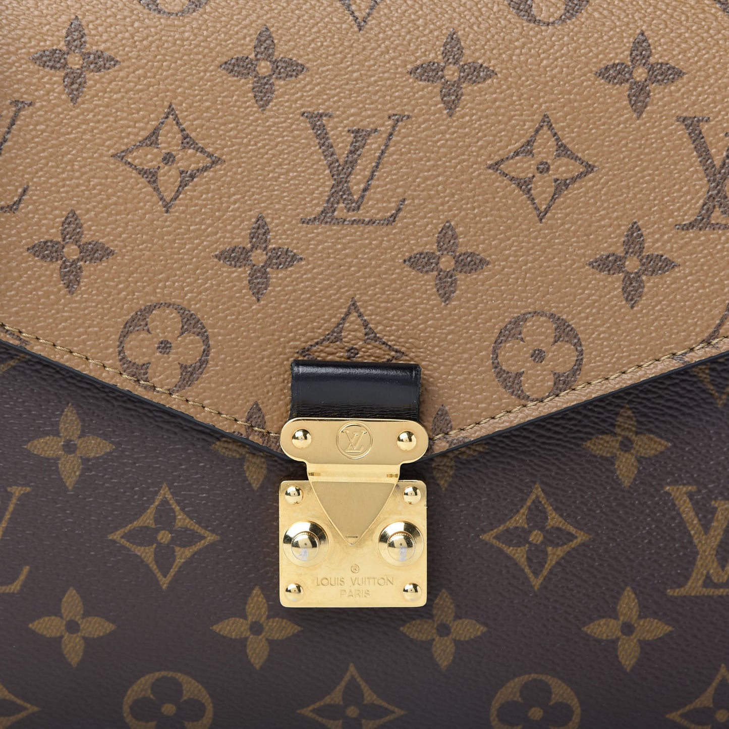 Reverse Monogram Pochette Metis