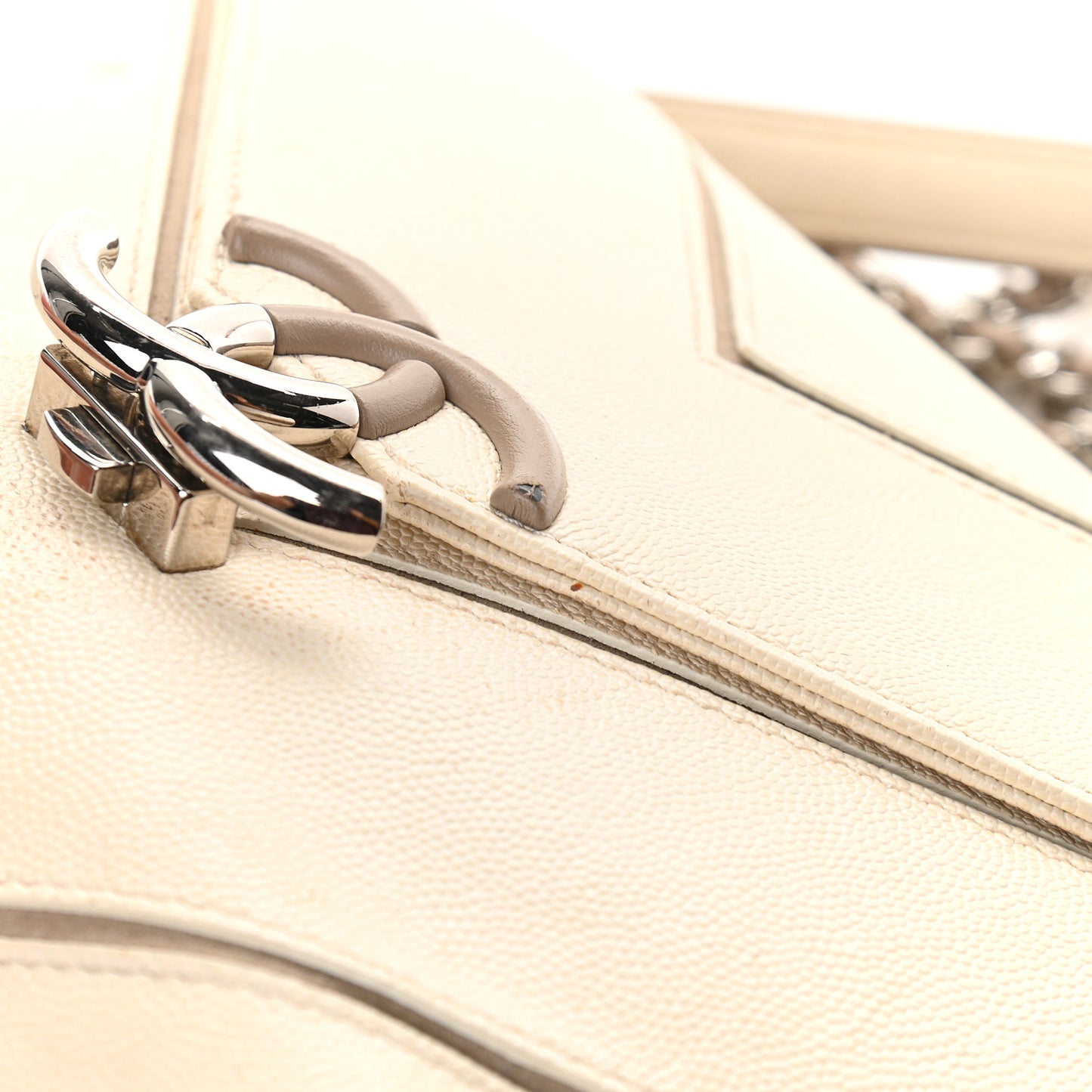 Caviar Macro Chevron Single Flap White