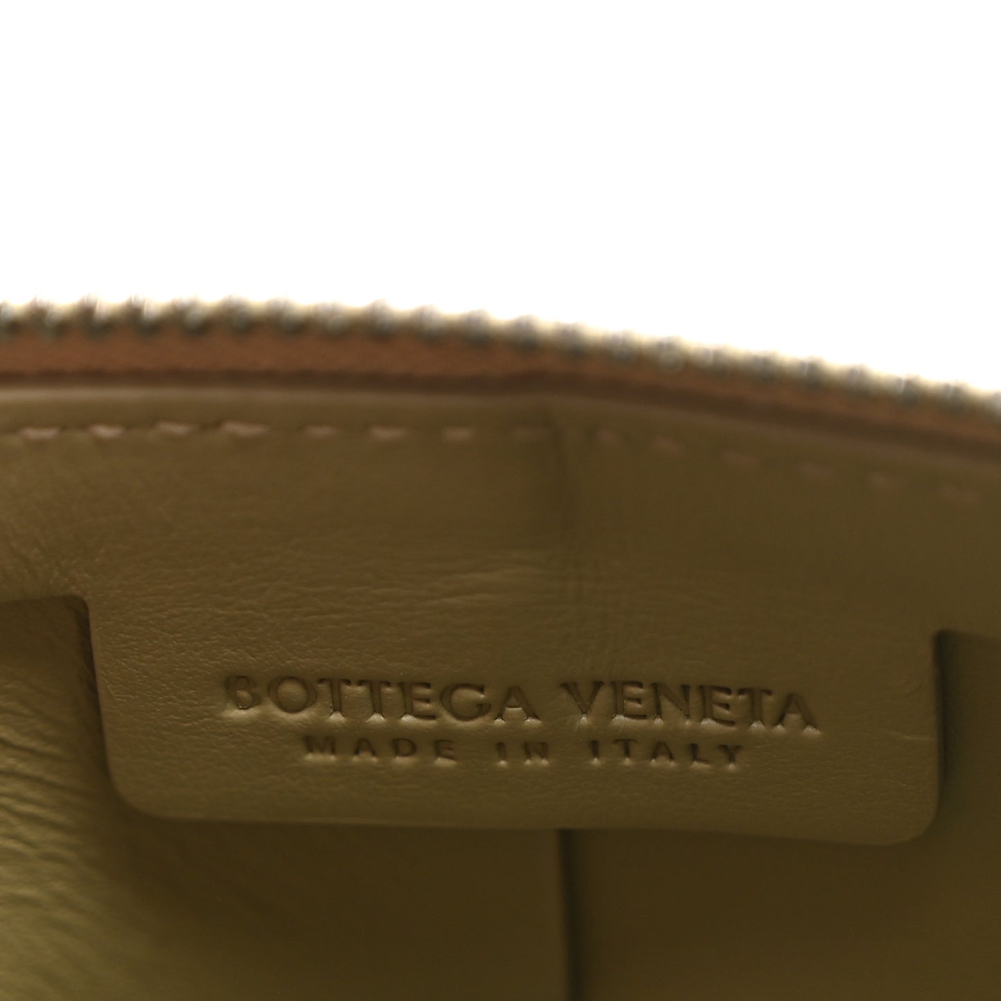 Lambskin Maxi Intrecciato Cassette Camera Bag Travertine