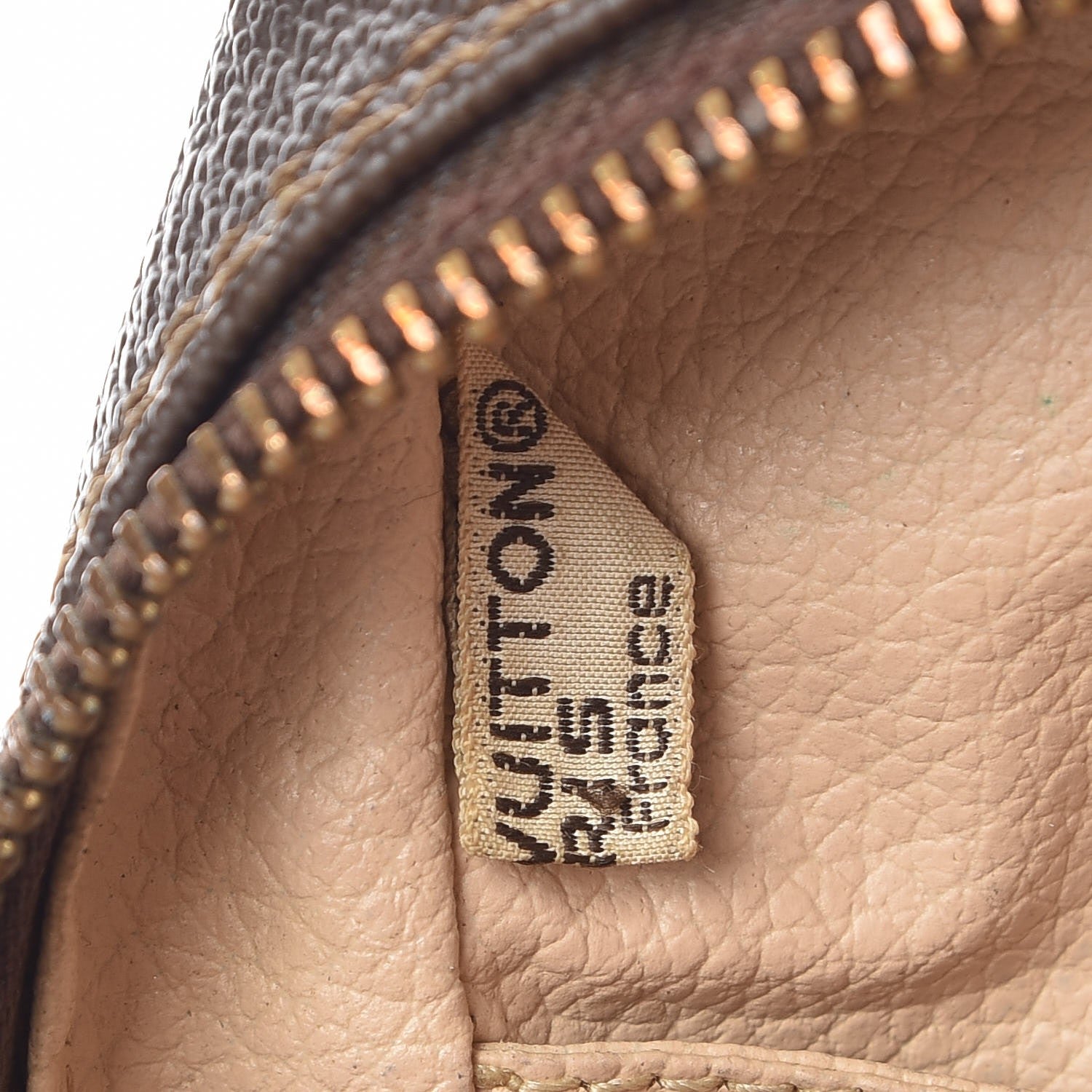 Louis Vuitton Monogram Trousse Toilette 23 7 of 7