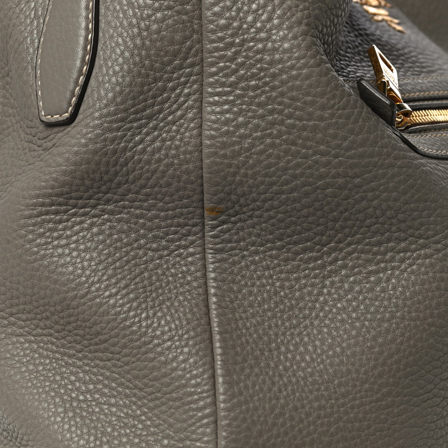 Vitello Daino Hobo Argilla